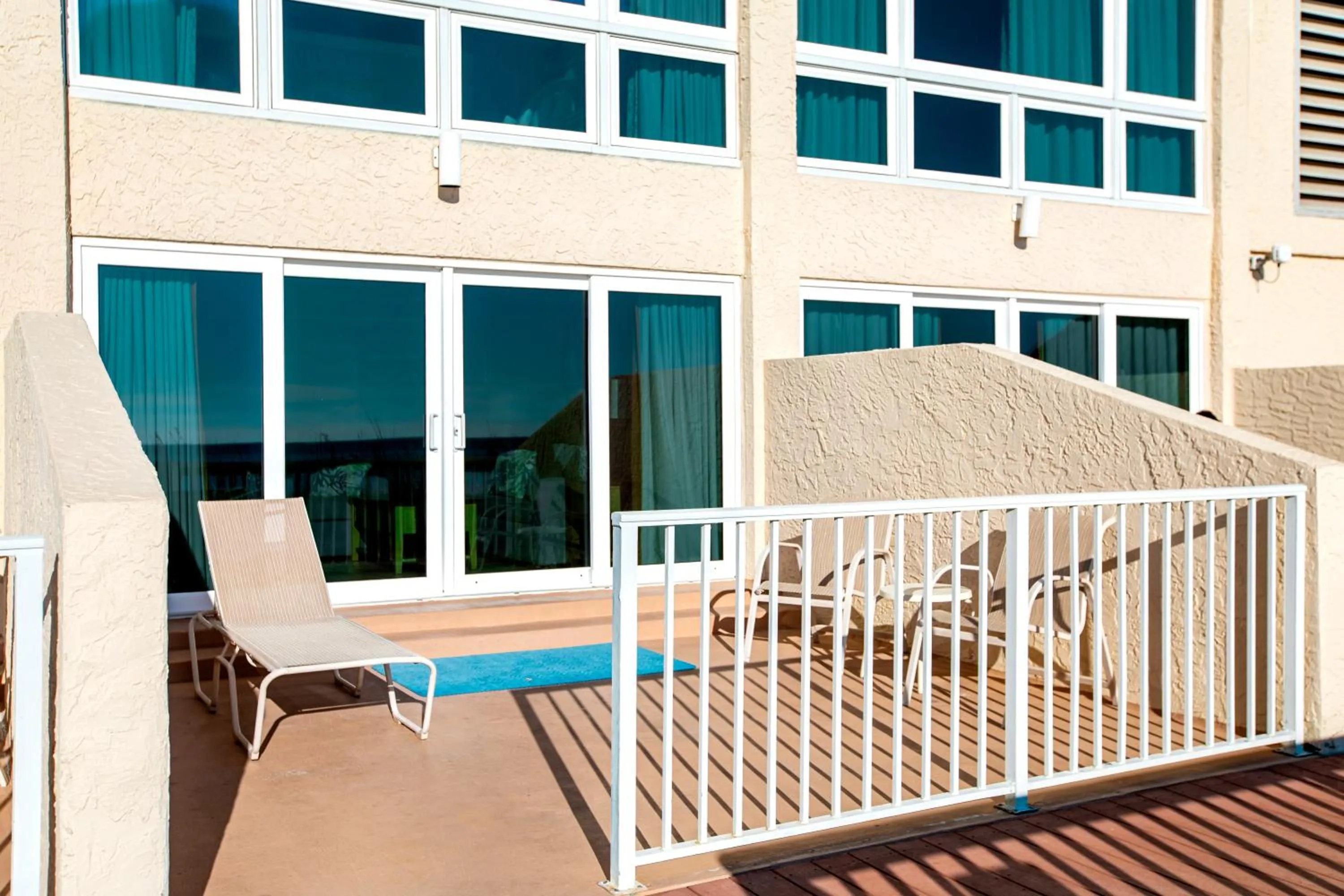 Landmark Holiday Beach