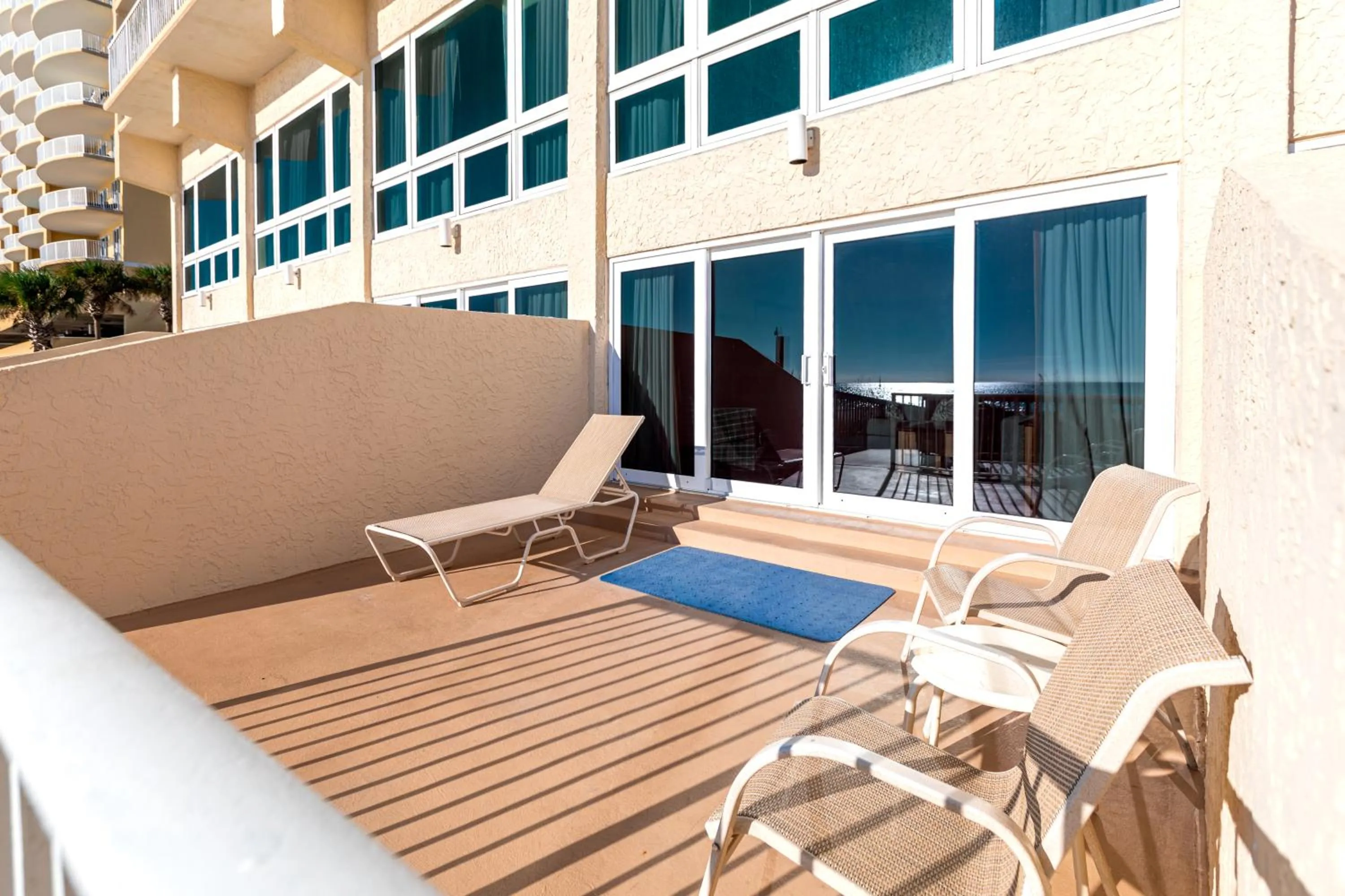 Landmark Holiday Beach