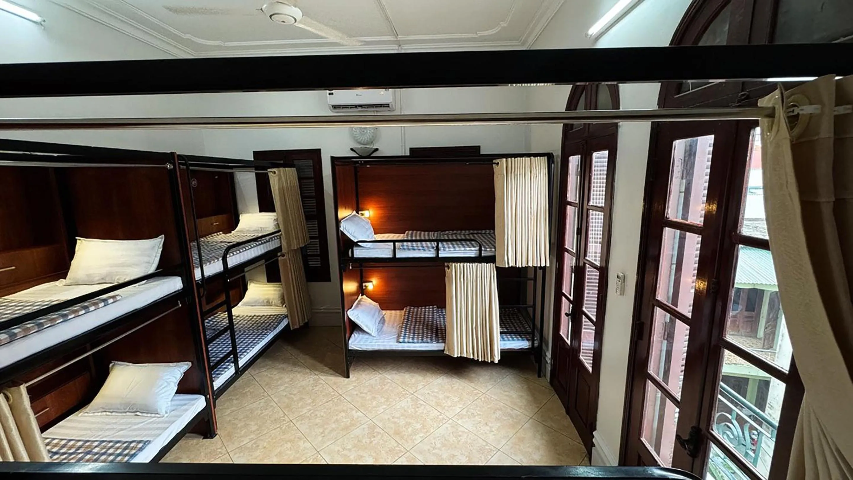 Bed in Tuna Homestay Hanoi & Experience