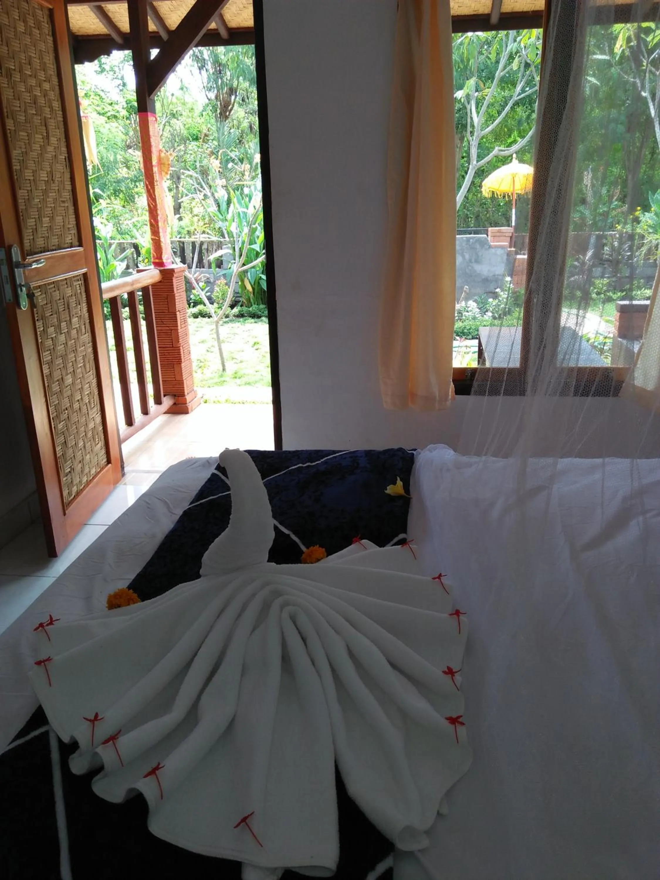 Property building, Bed in Taman Menjangan homestay by SnorkelingMenjangan