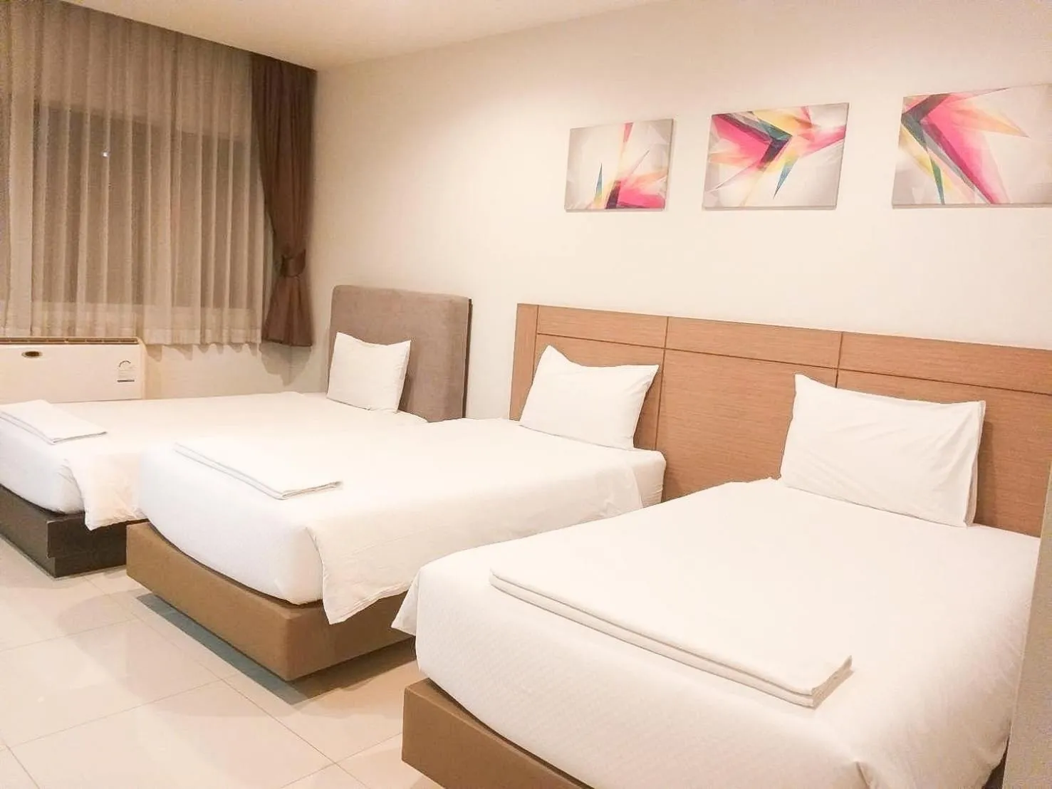 Bedroom, Bed in Crystal Suites Suvarnbhumi Airport