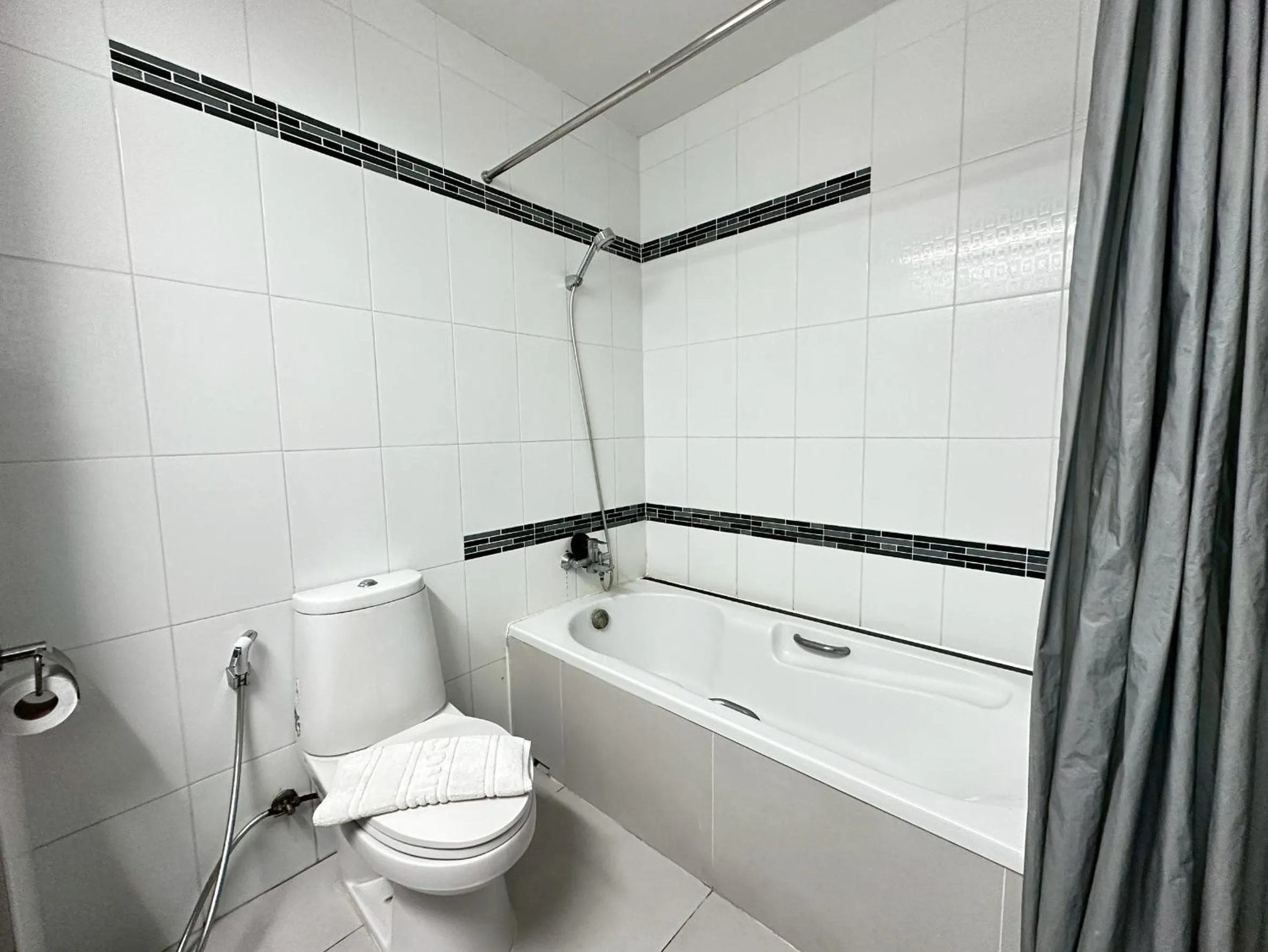 Bathroom in Crystal Suites Suvarnbhumi Airport