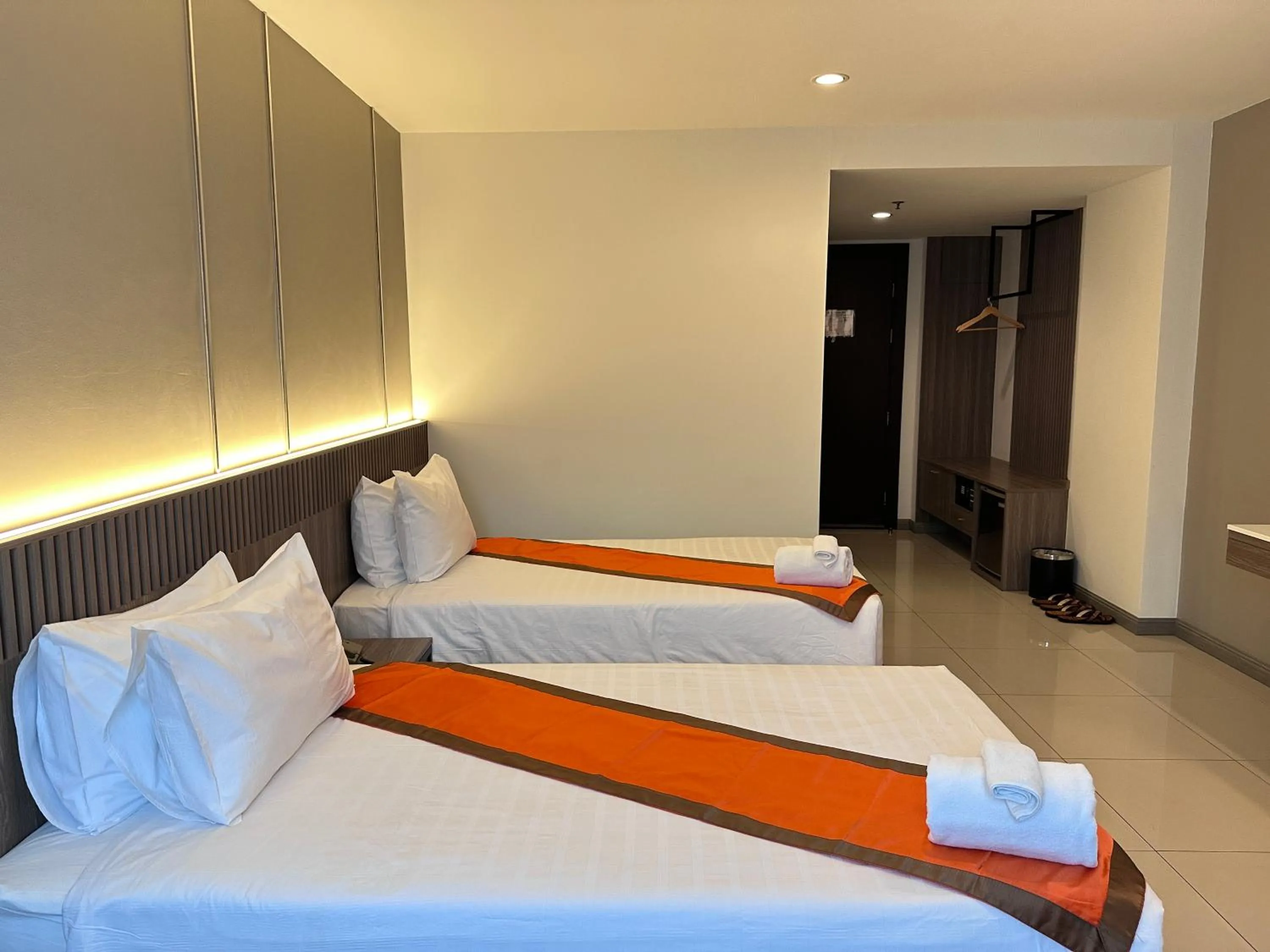 Bed in Crystal Suites Suvarnbhumi Airport