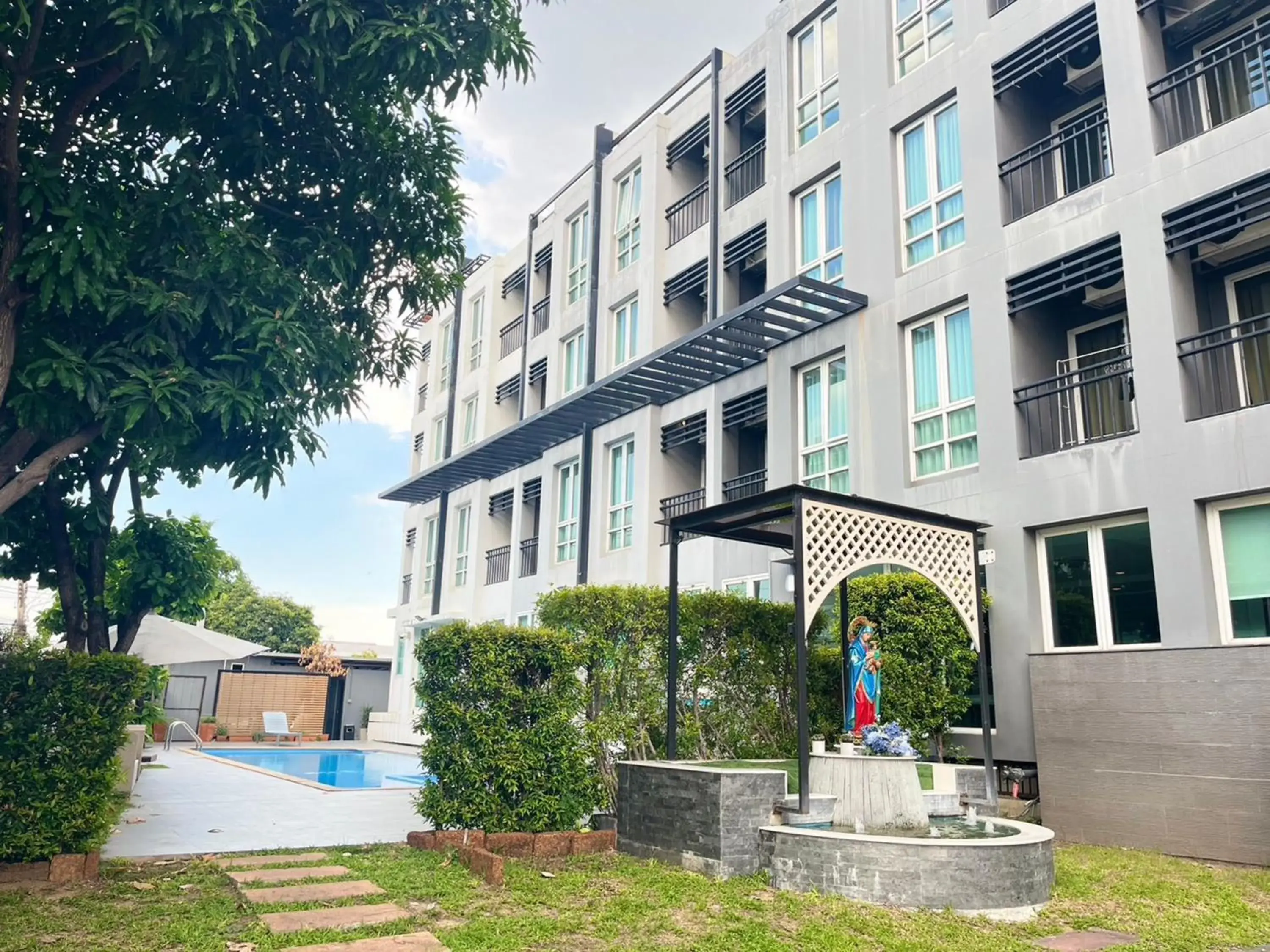 View (from property/room) in Crystal Suites Suvarnbhumi Airport View (from property/room) in Crystal Suites Suvarnbhumi Airport