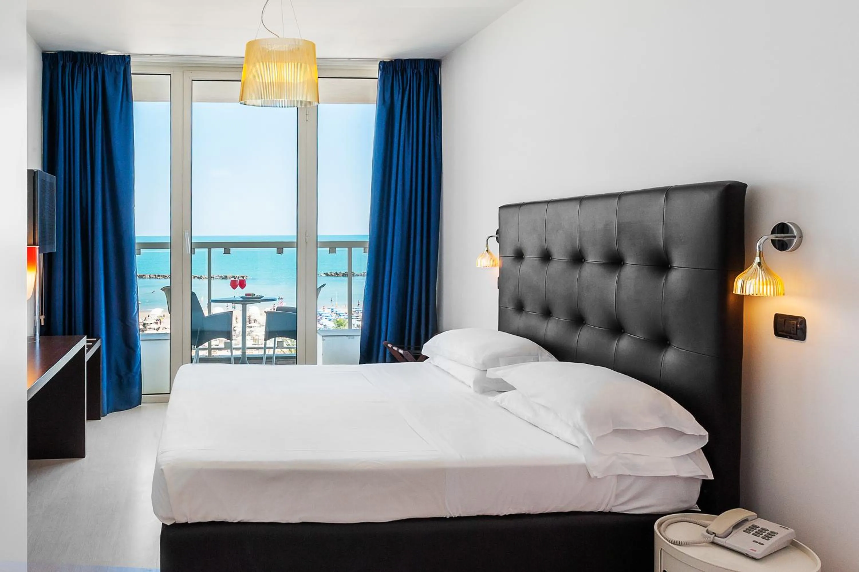 Bed in Hotel Villa Corallo