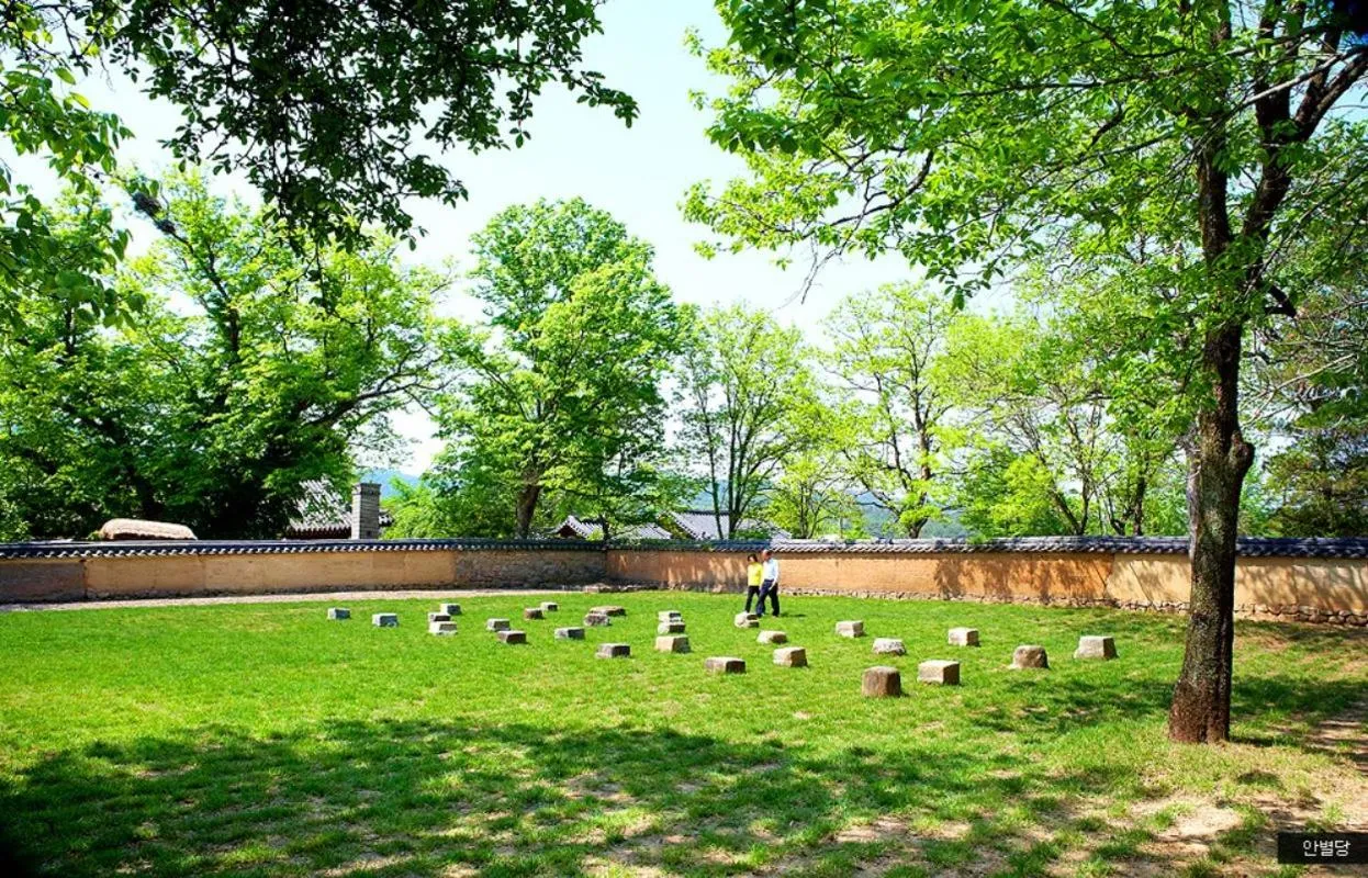 Garden in Bukchondaek