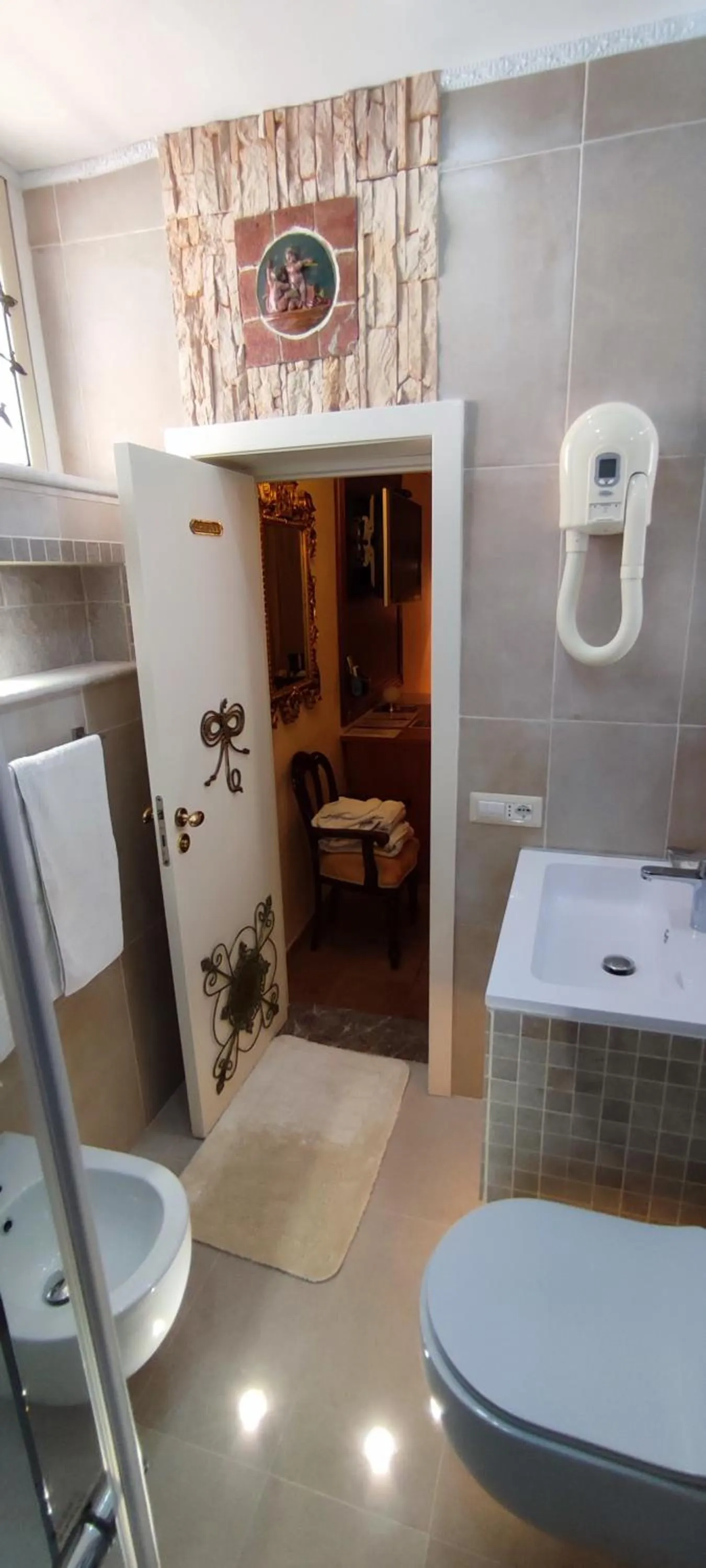 Shower in Villa Arianna B&B