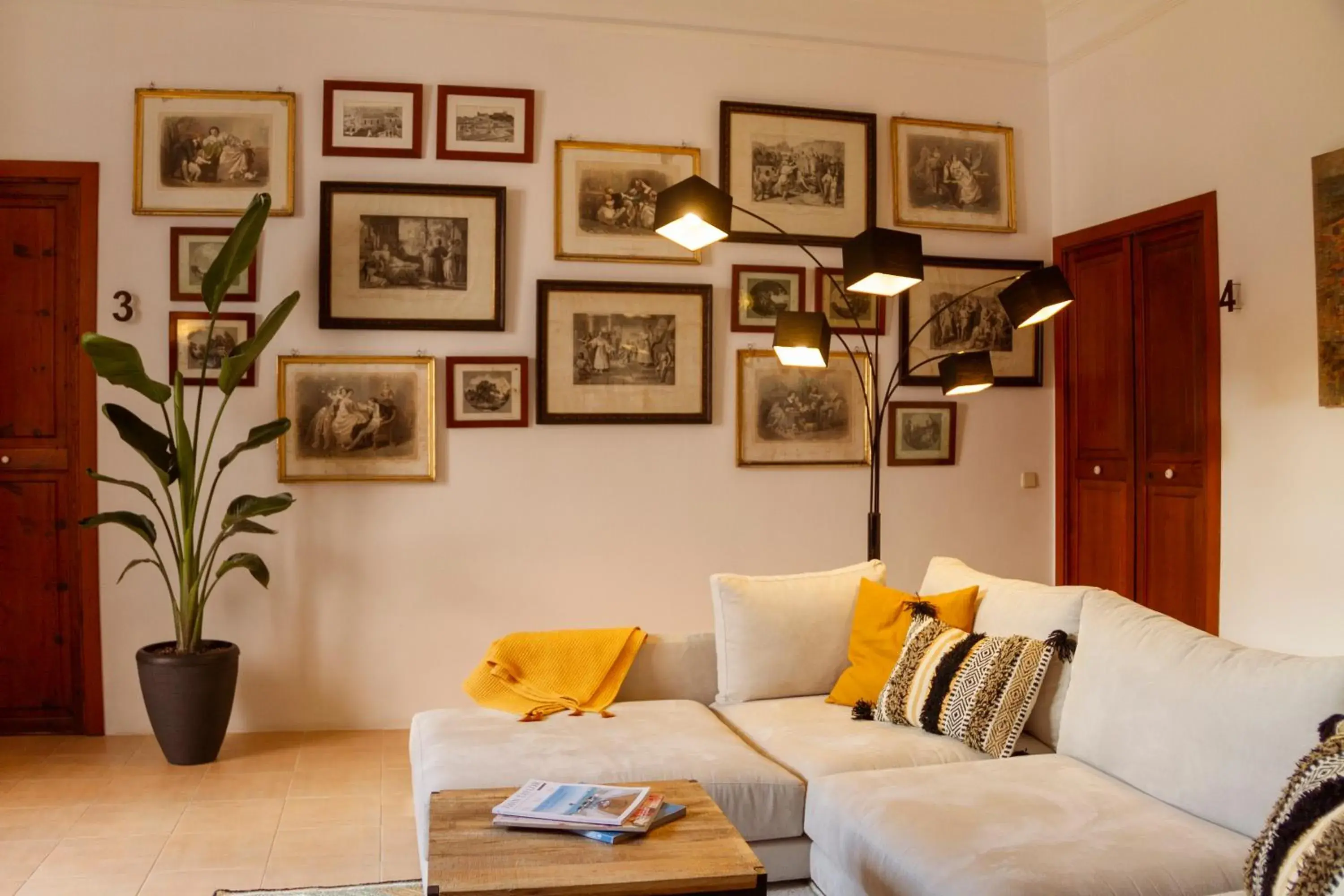 Living room in Hotel Can Moragues Living room in Hotel Can Moragues