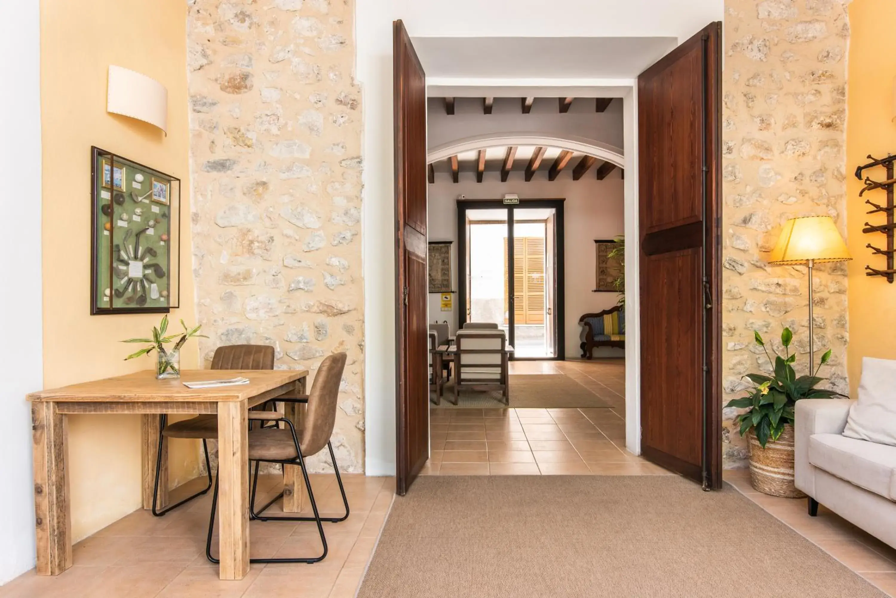 Living room in Hotel Can Moragues Living room in Hotel Can Moragues