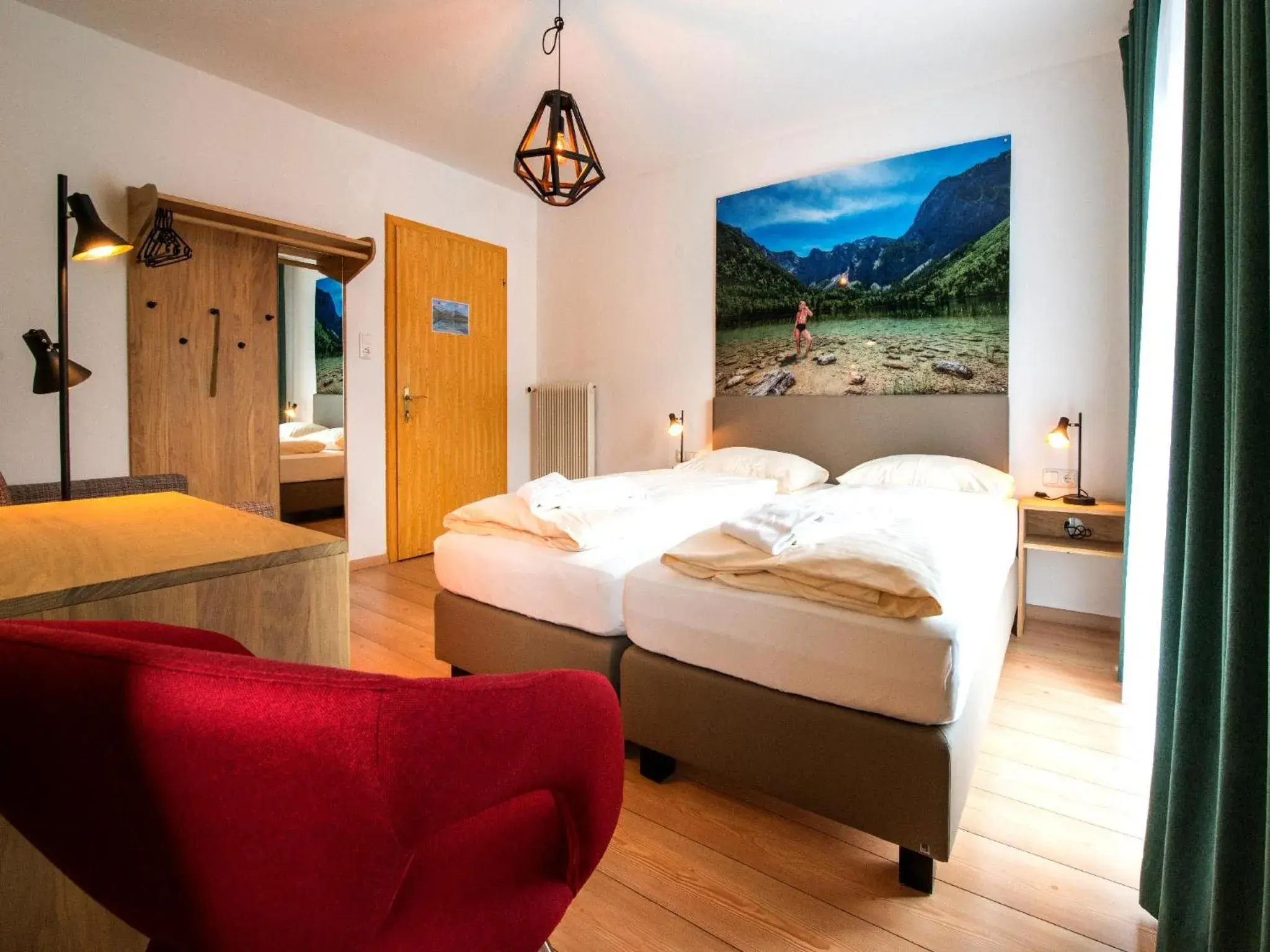 Double Room with Balcony or Terrace - single occupancy in Schlafmeile Traunsee Double Room with Balcony or Terrace - single occupancy in Schlafmeile Traunsee