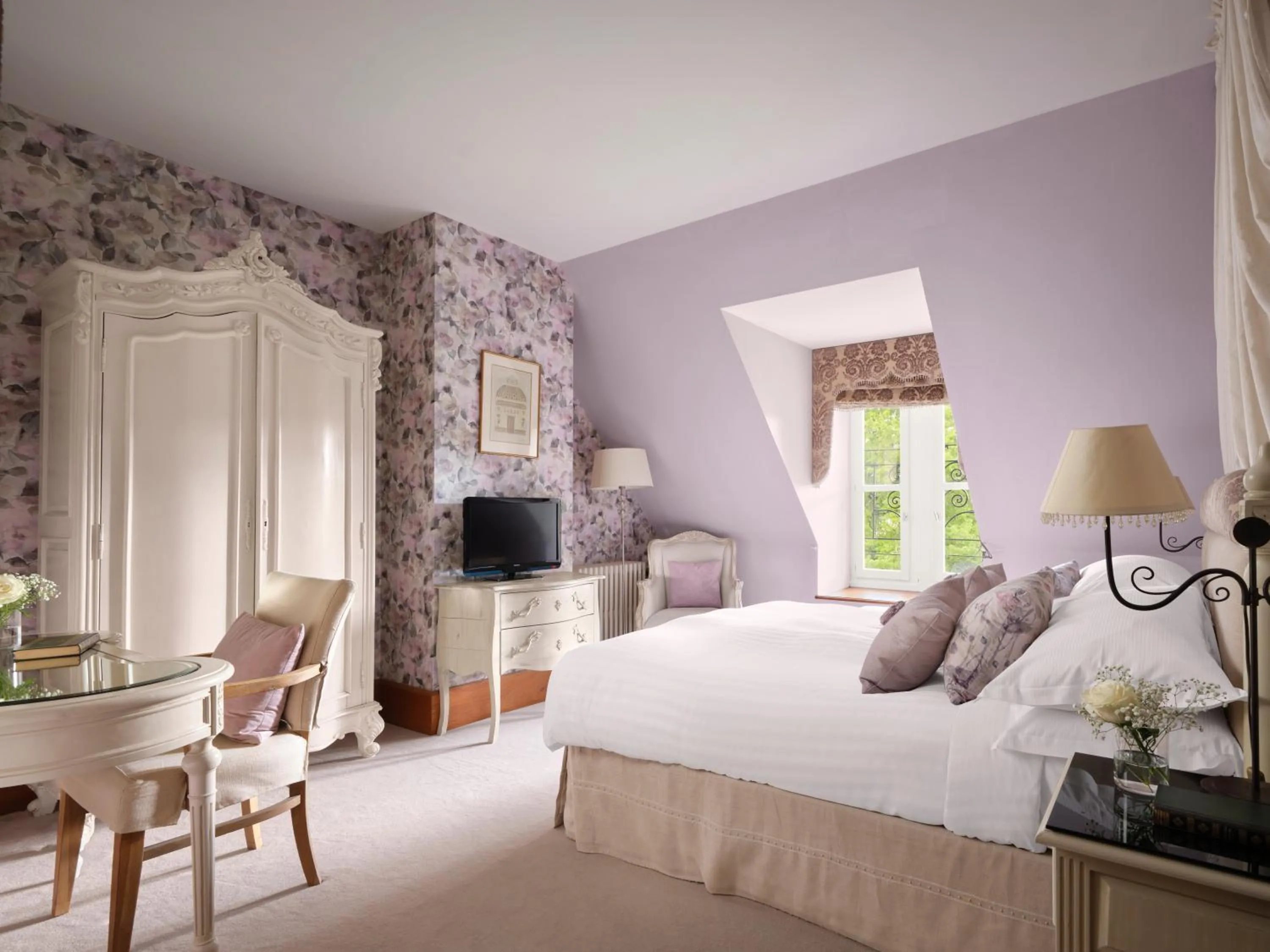 Bed in Abbaye de la Bussière