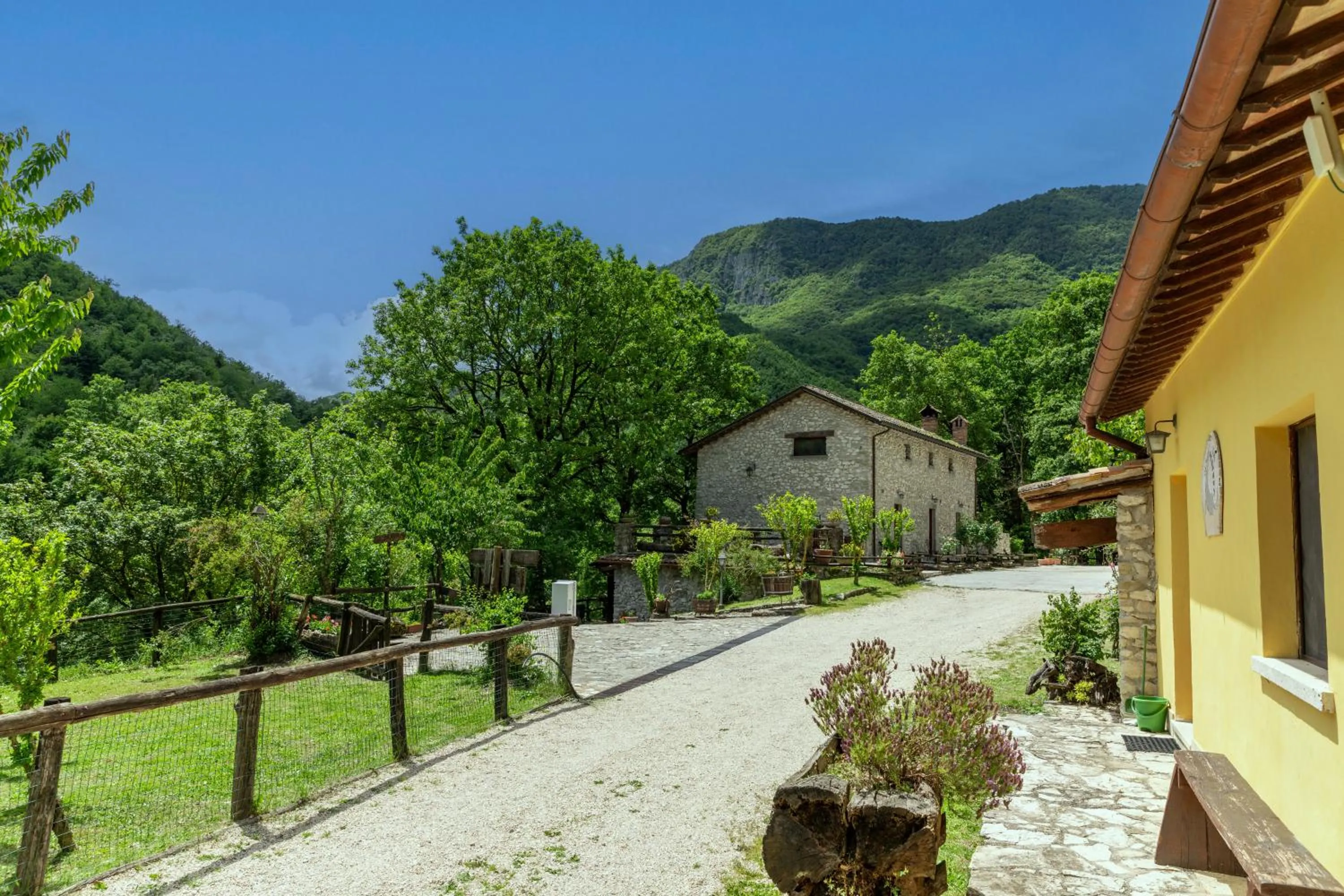 Agriturismo La Ferrera