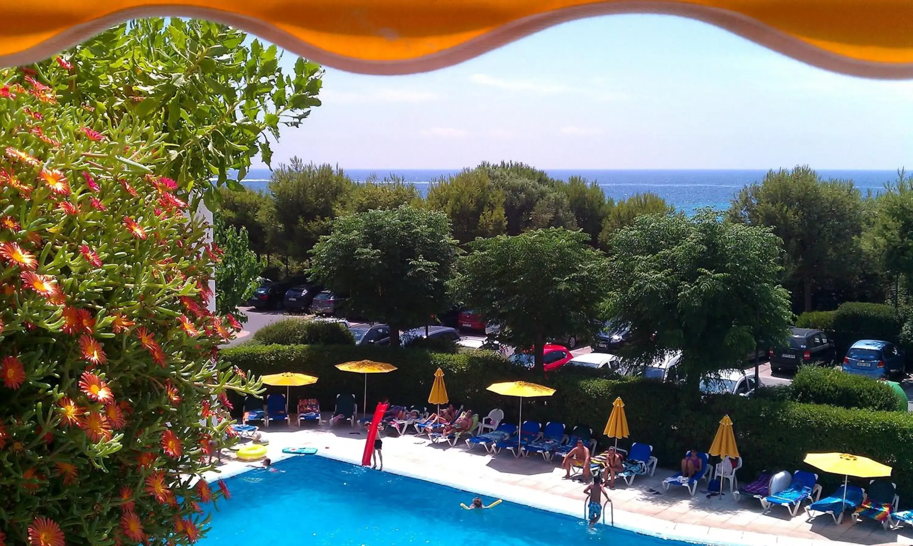 Pool view in Hamilton Court Pool view in Hamilton Court