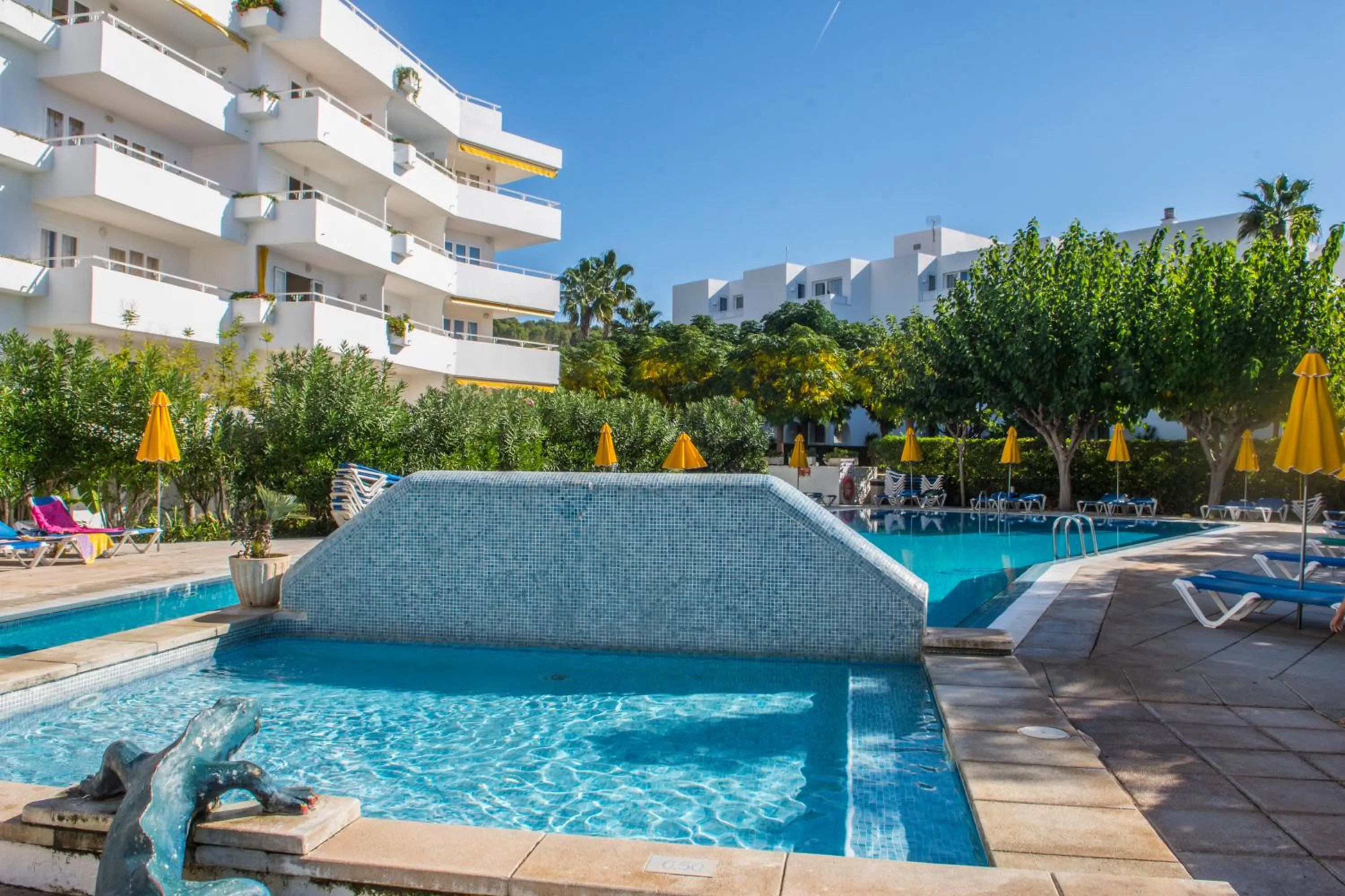 Beach in Hamilton Court