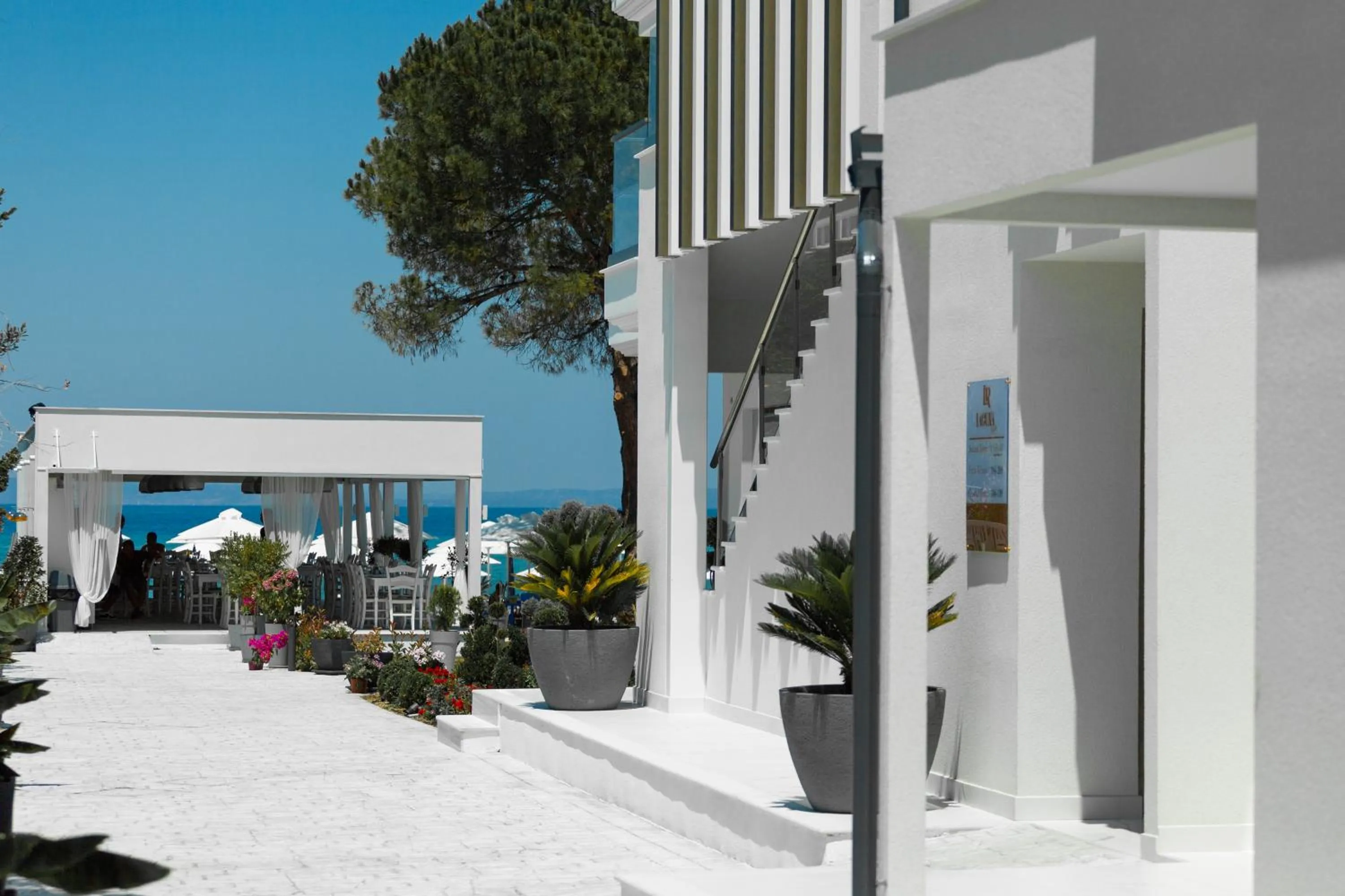 Laguna Resort by Diomedes Group