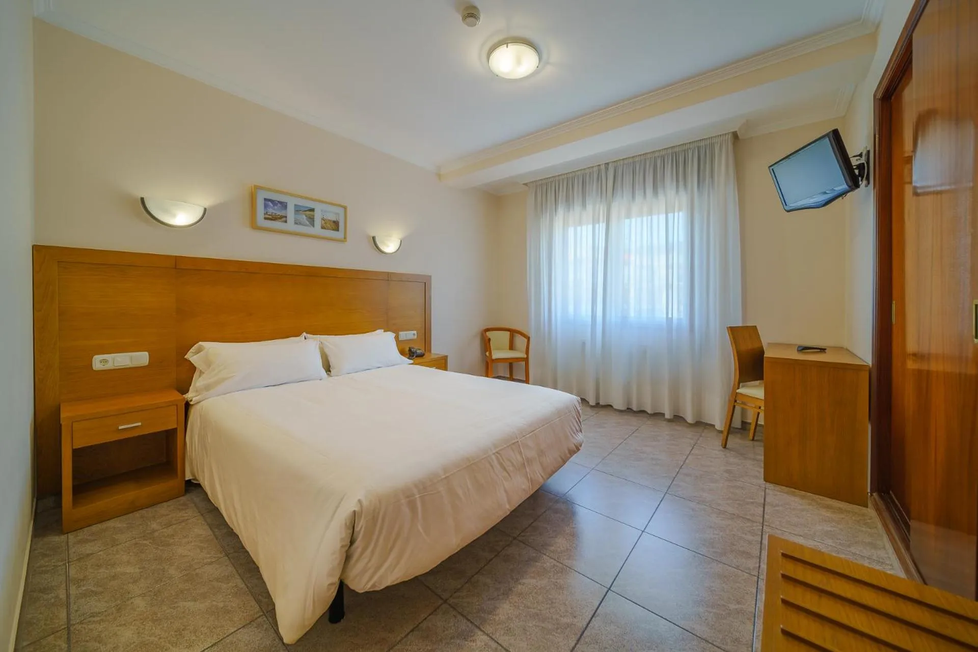 Photo of the whole room, Bed in Hotel El Puente