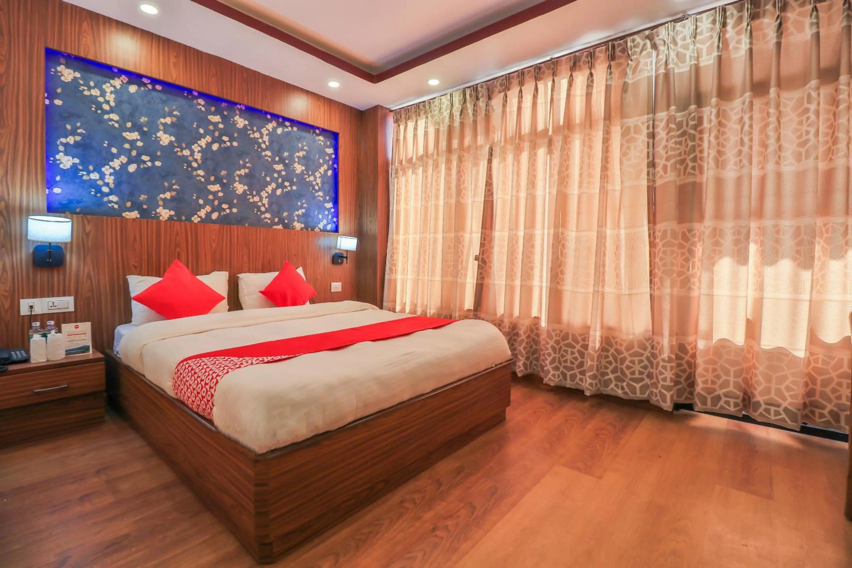 OYO 676 Hotel Maalaxmi Inn