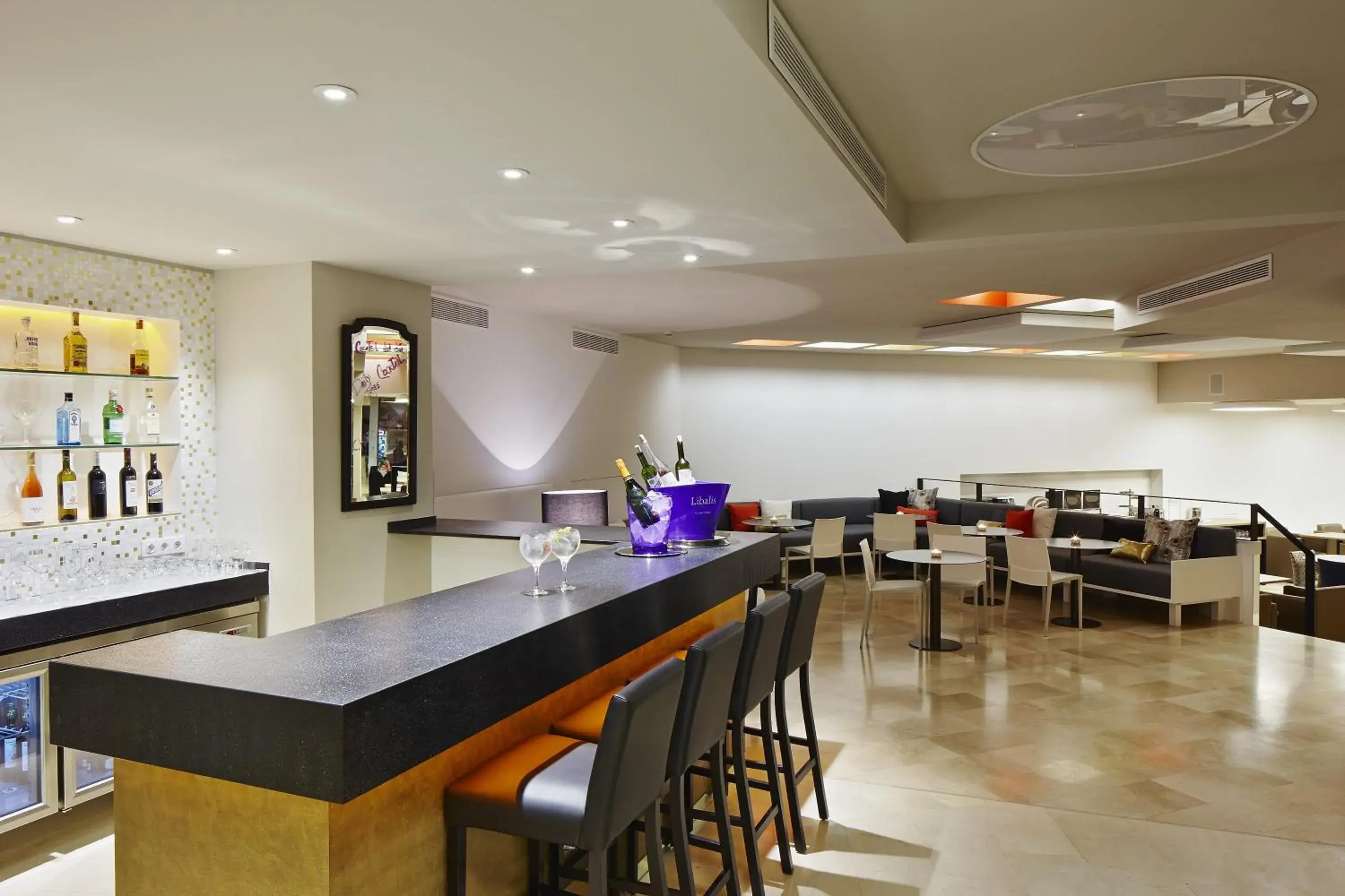 Restaurant/places to eat in Hotel Palladium Restaurant/places to eat in Hotel Palladium