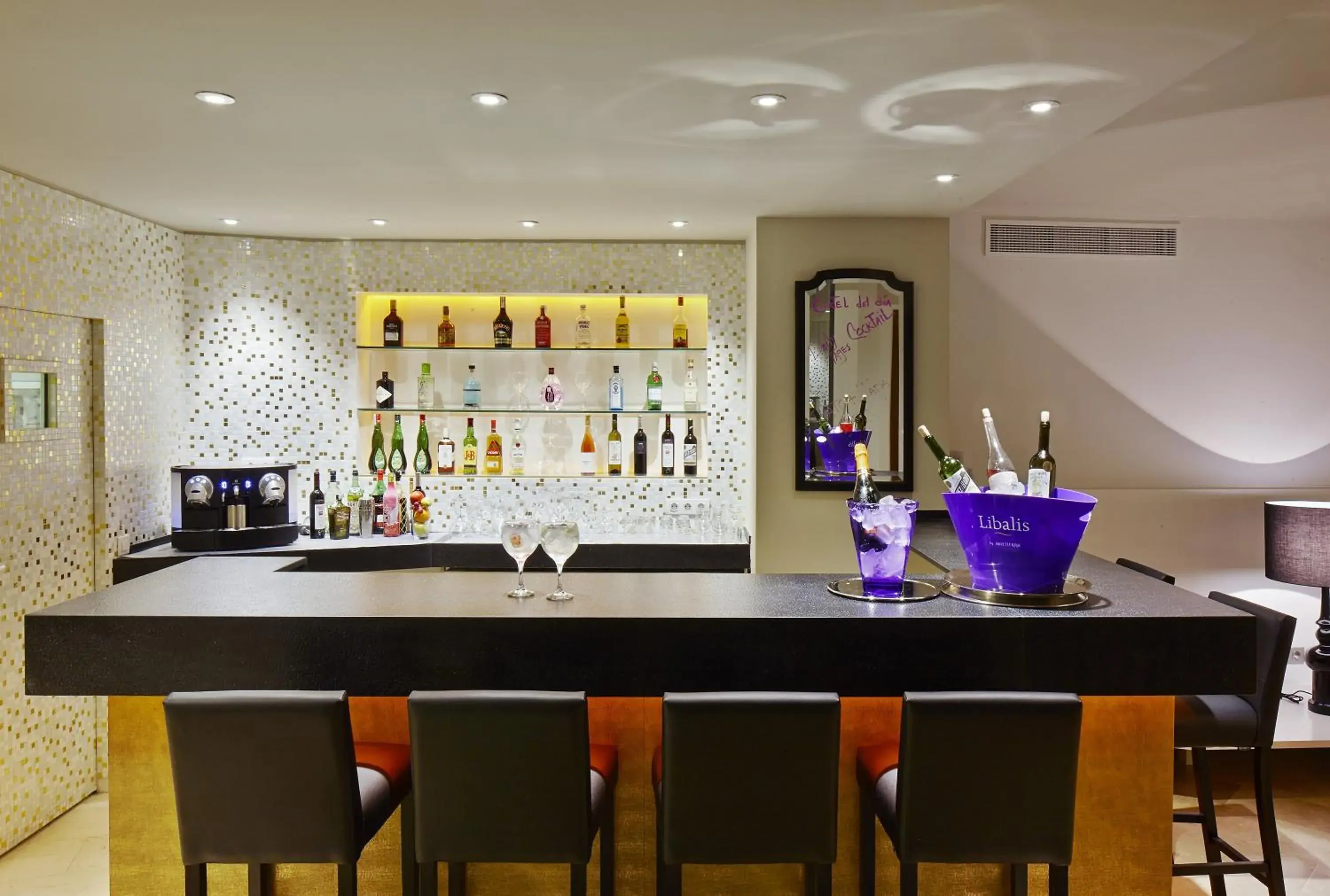 Restaurant/places to eat in Hotel Palladium Restaurant/places to eat in Hotel Palladium