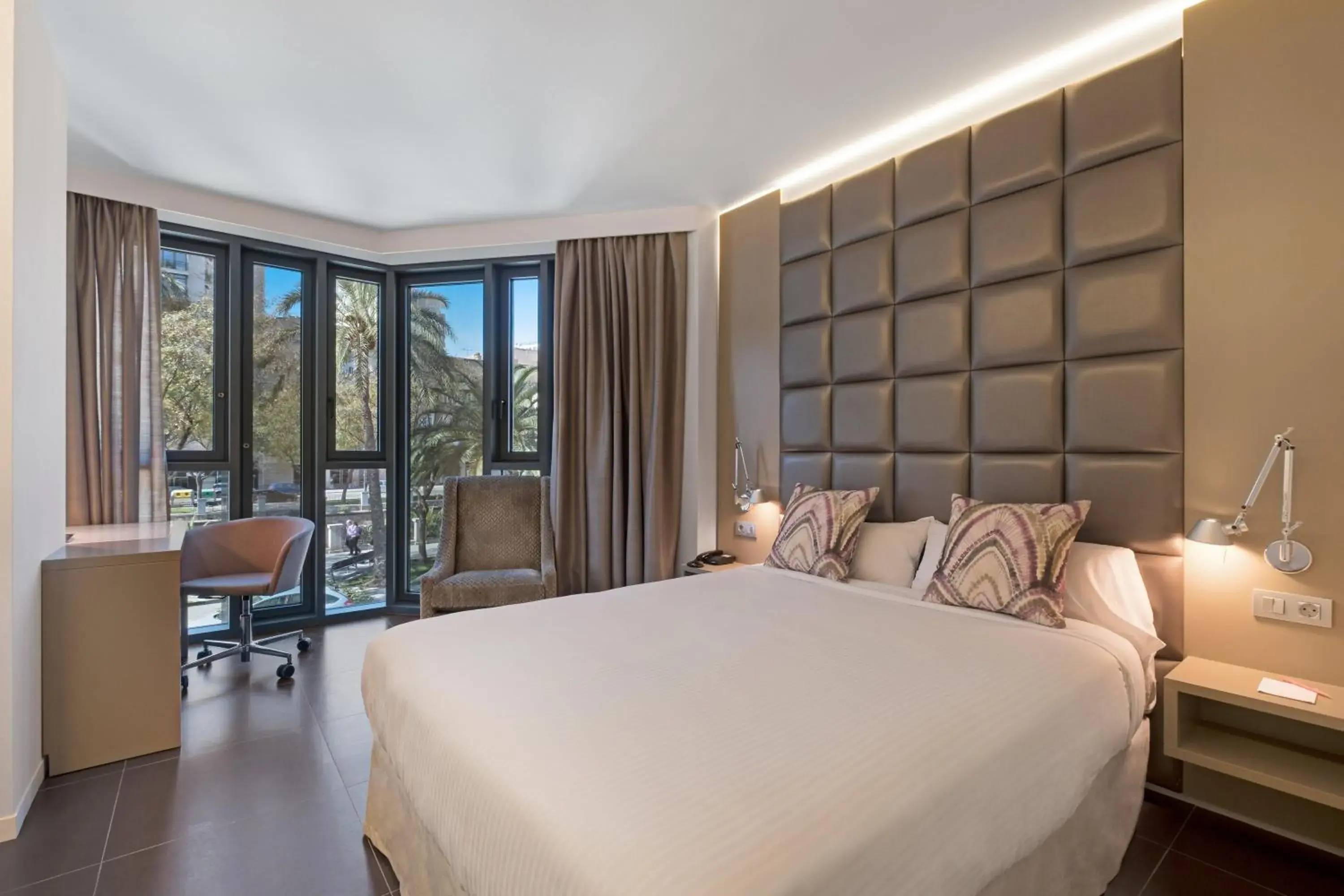 Photo of the whole room, Bed in Hotel Palladium Photo of the whole room, Bed in Hotel Palladium