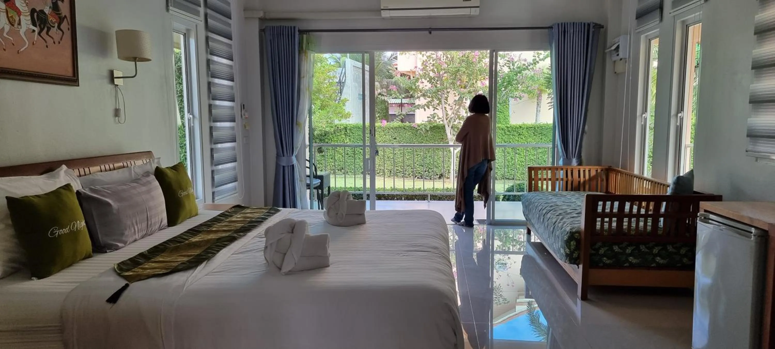 Bedroom, Bed in Chang Noi Hua Hin Pranburi fully accessible barrierefrei resort