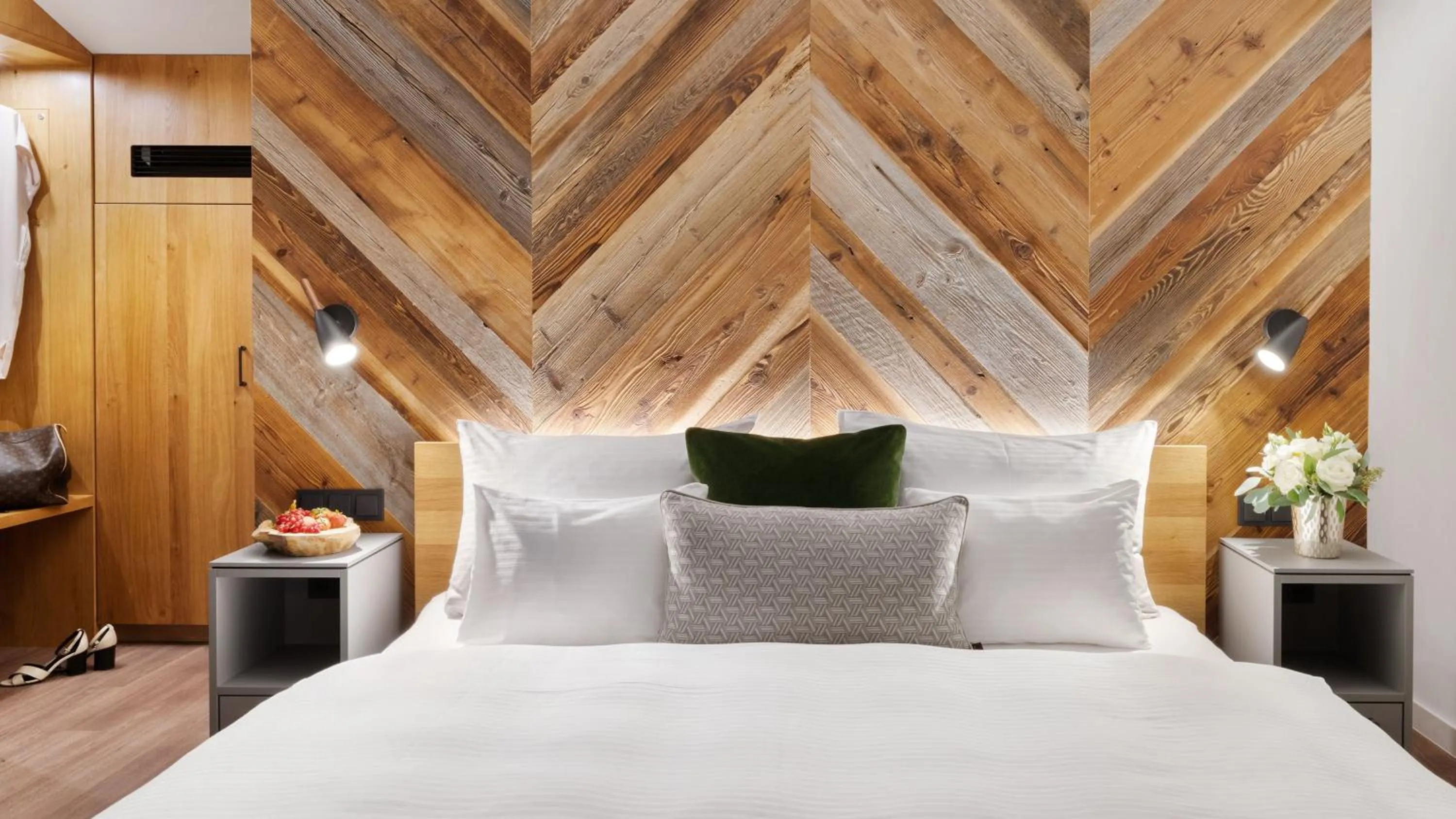 Photo of the whole room, Bed in Wellnesshotel Wittelsbach