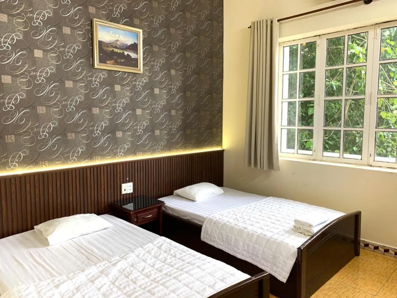 Bed in Hoang Yen Hotel