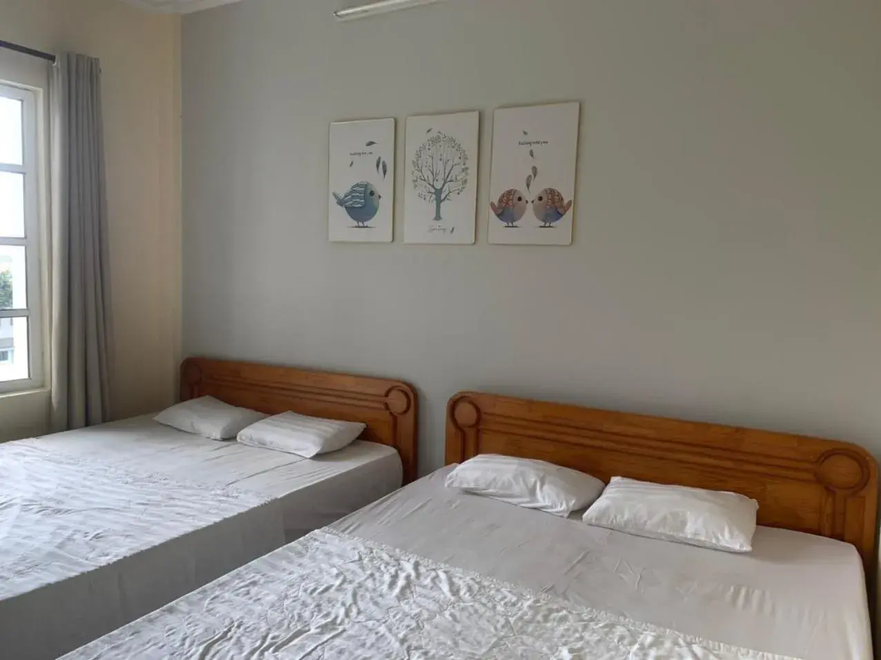 Bed in Hoang Yen Hotel Bed in Hoang Yen Hotel