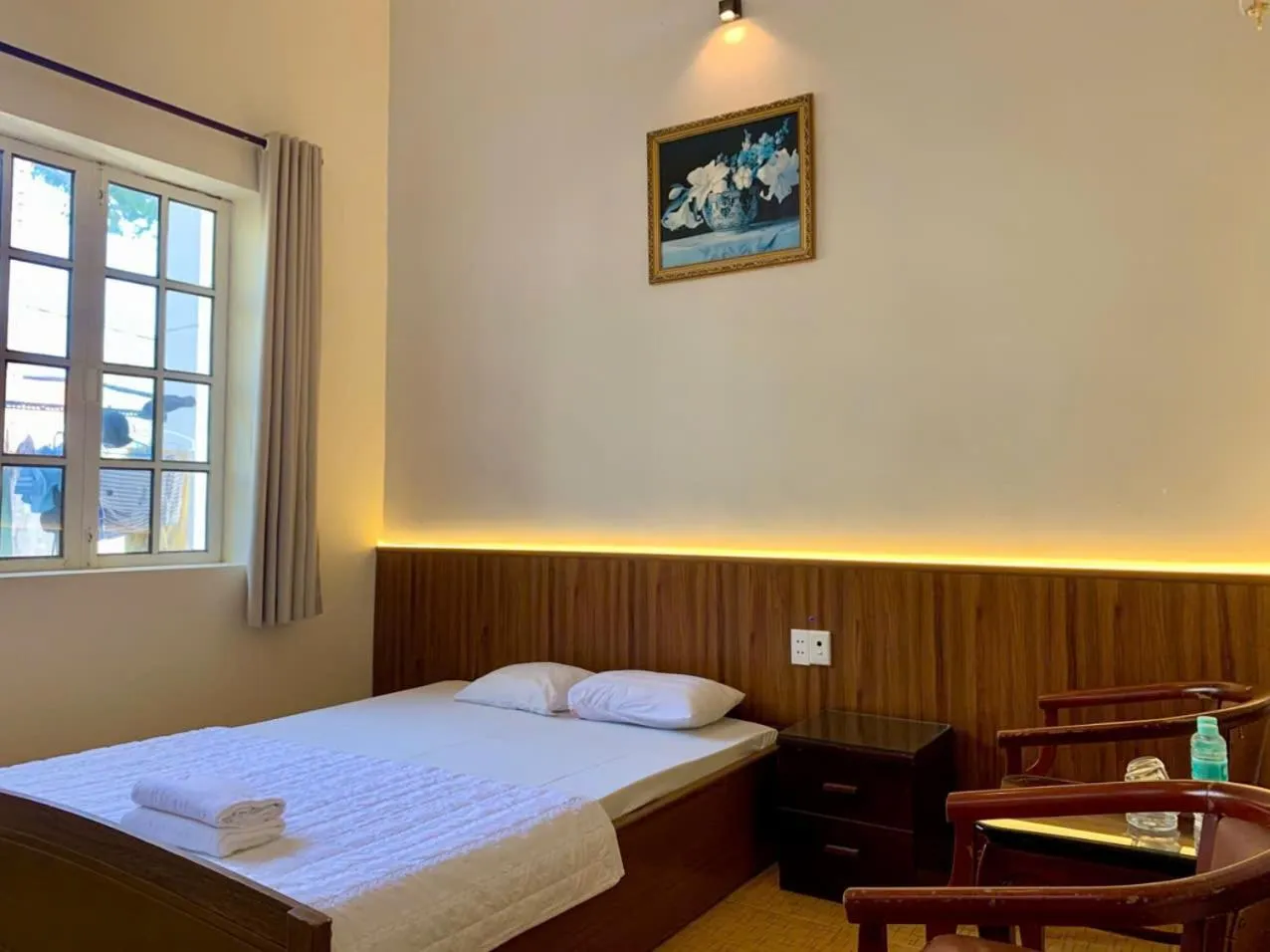 Bed in Hoang Yen Hotel