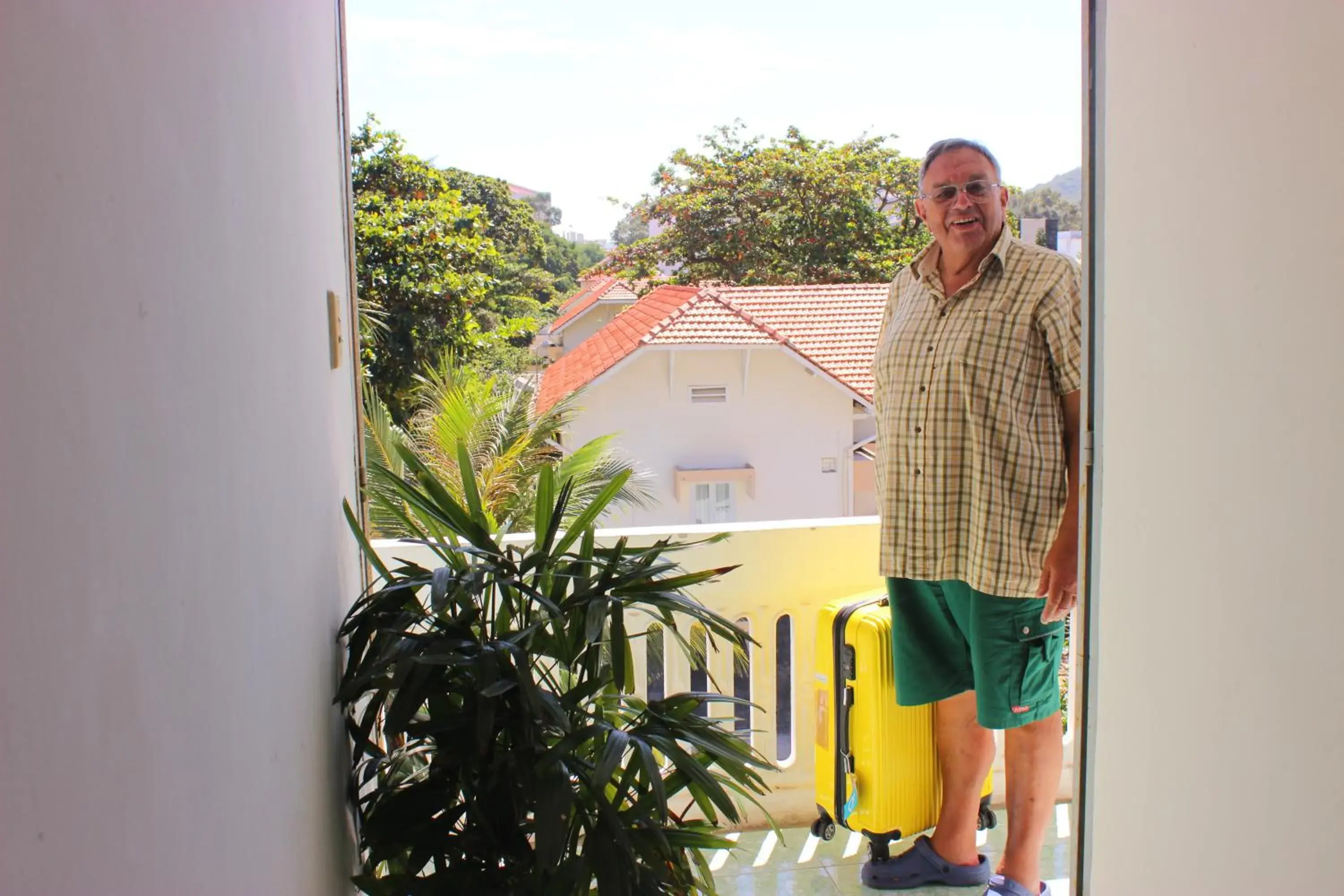 Guests in Hoang Yen Hotel Guests in Hoang Yen Hotel