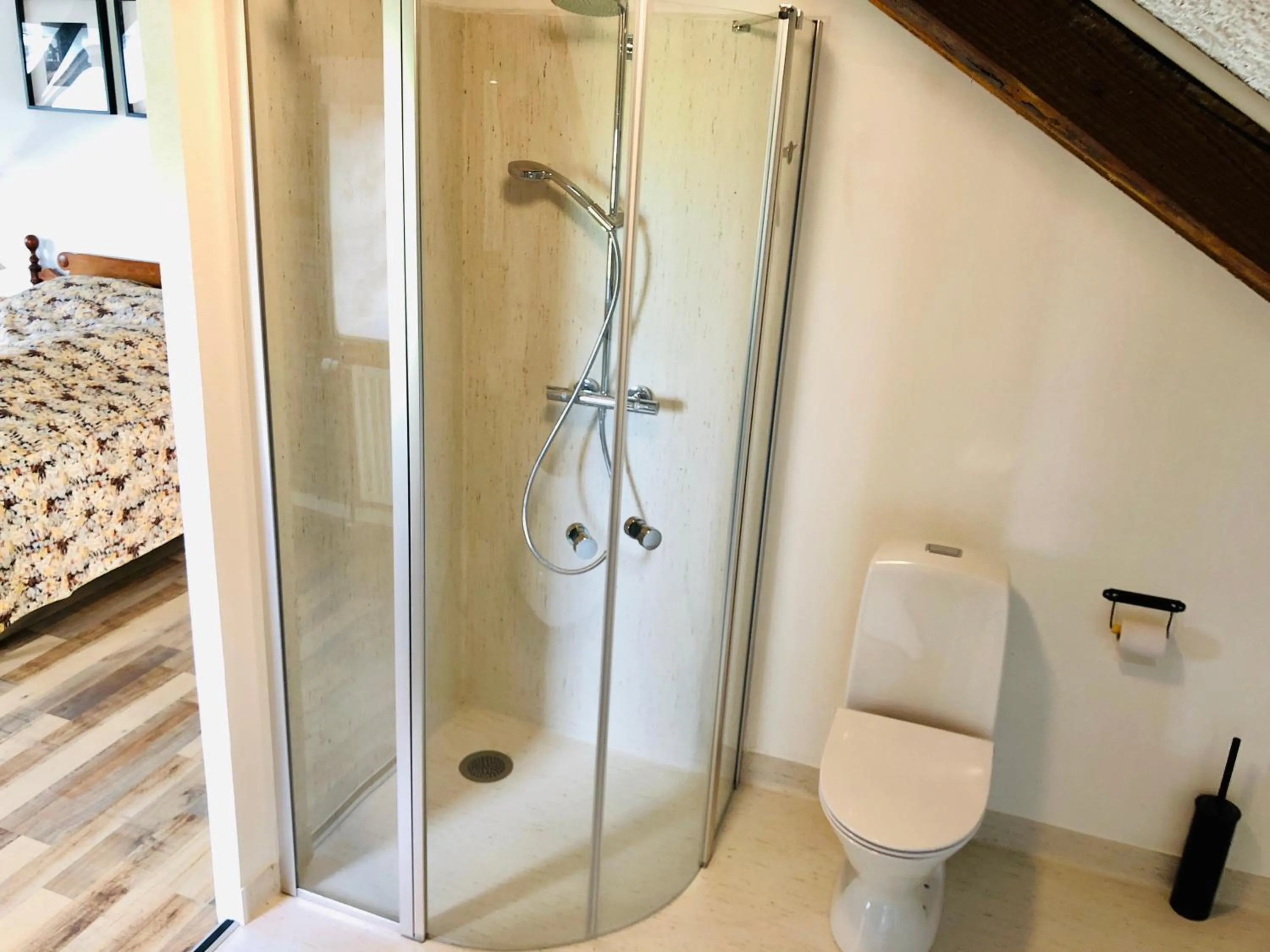 Shower in Høloftet bb