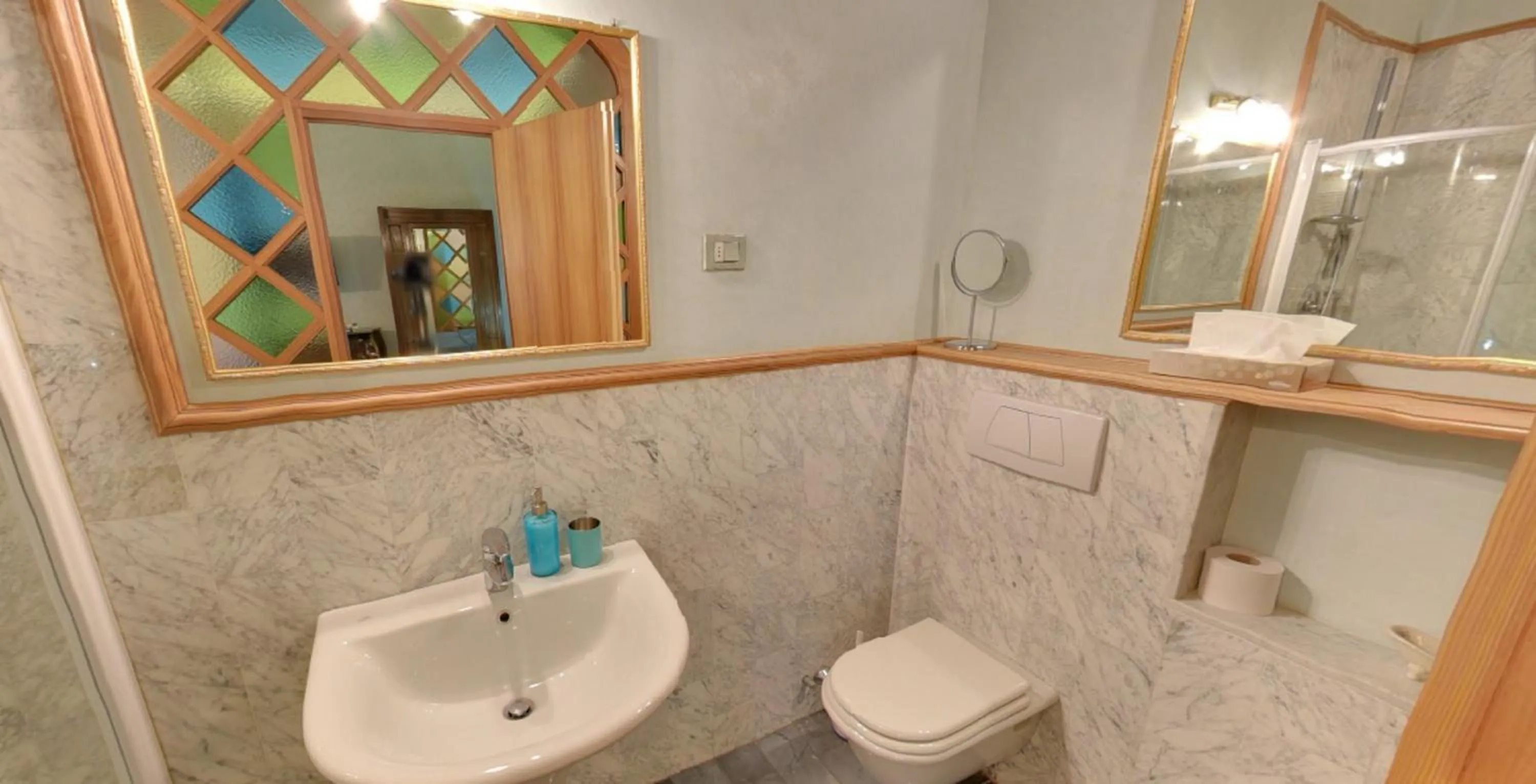 Bathroom in B&B Cavour10 Firenze