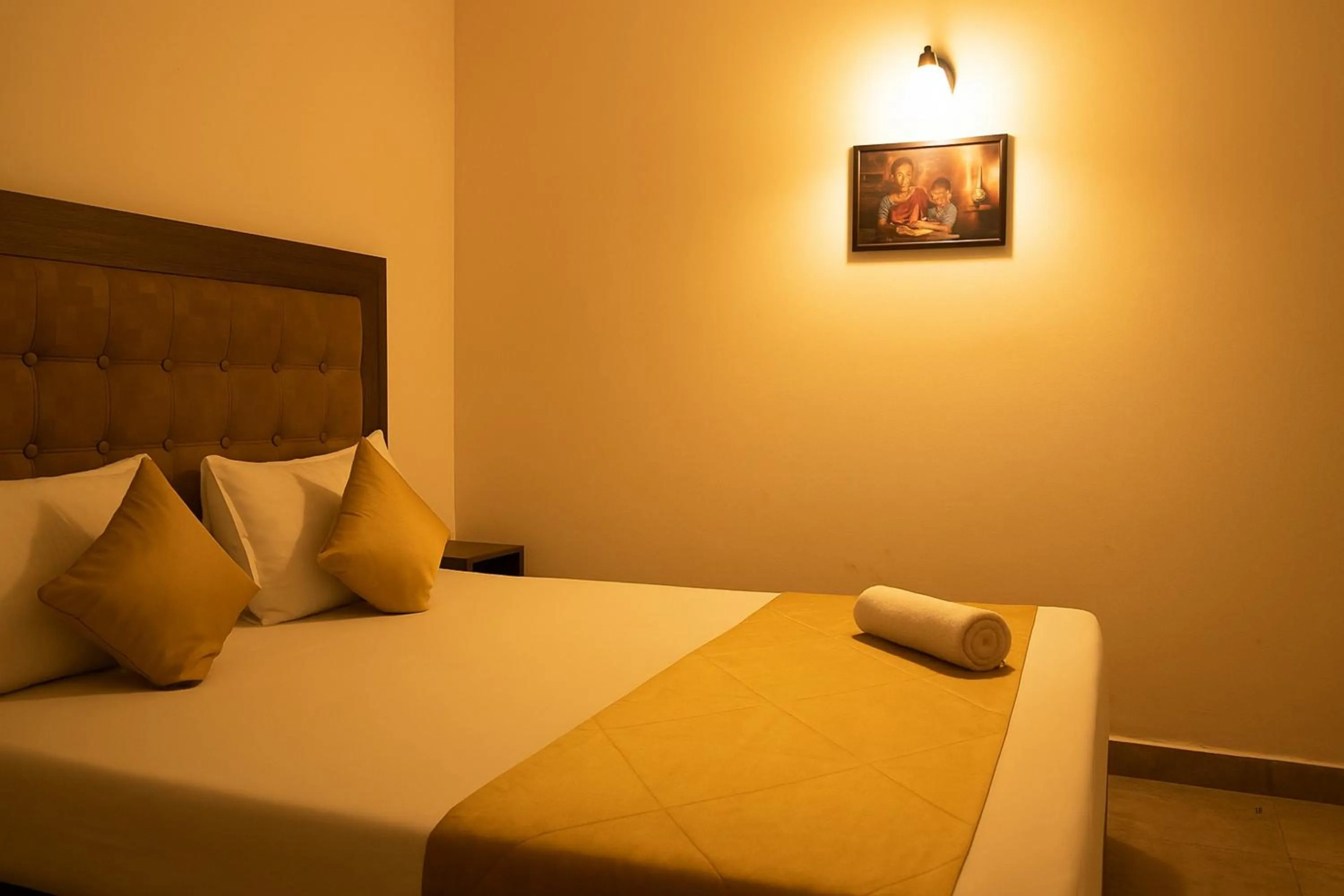 Swimming pool, Bed in Casa Da Village Calangute Goa