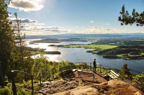 Kleivstua Hotel near Krokskogen