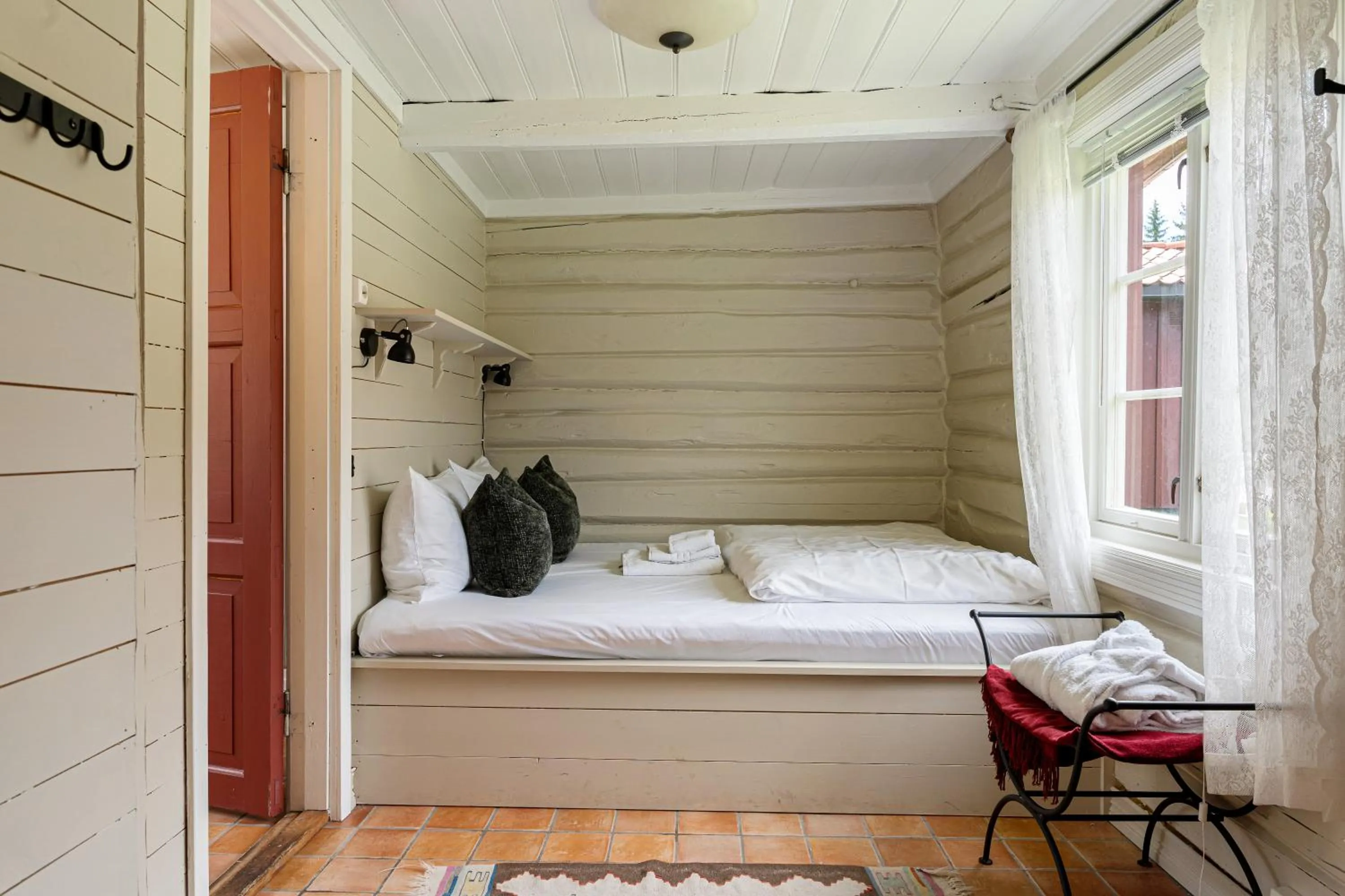 Bed in Kleivstua Hotel near Krokskogen