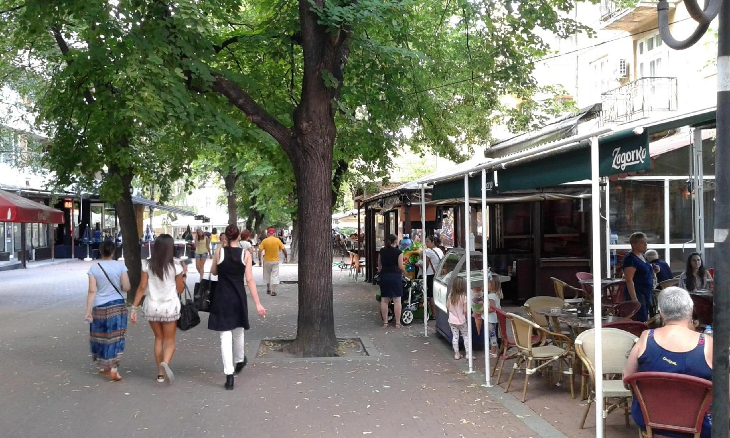 Restaurant/places to eat in Red House