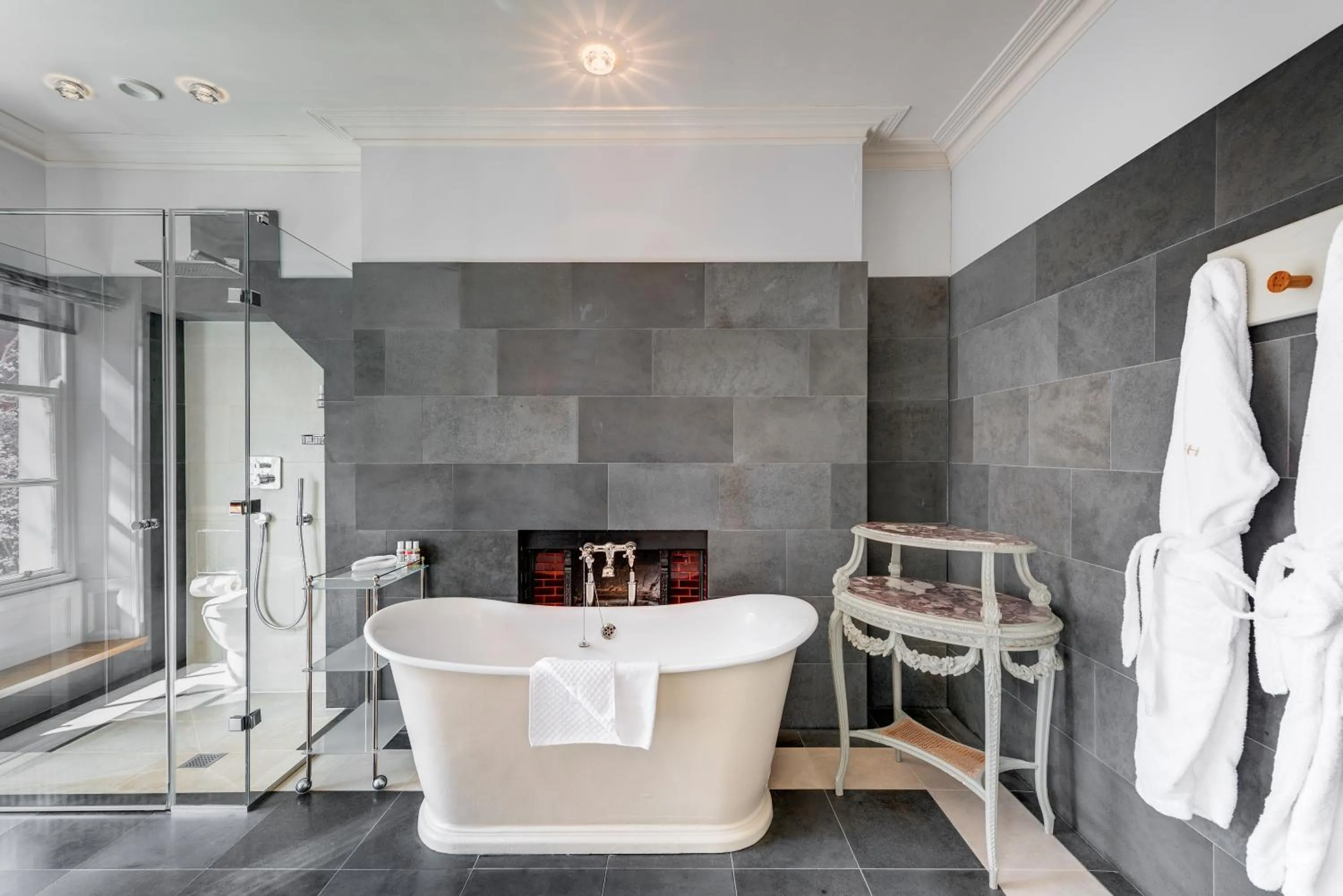 Bathroom in Southernhay House Hotel