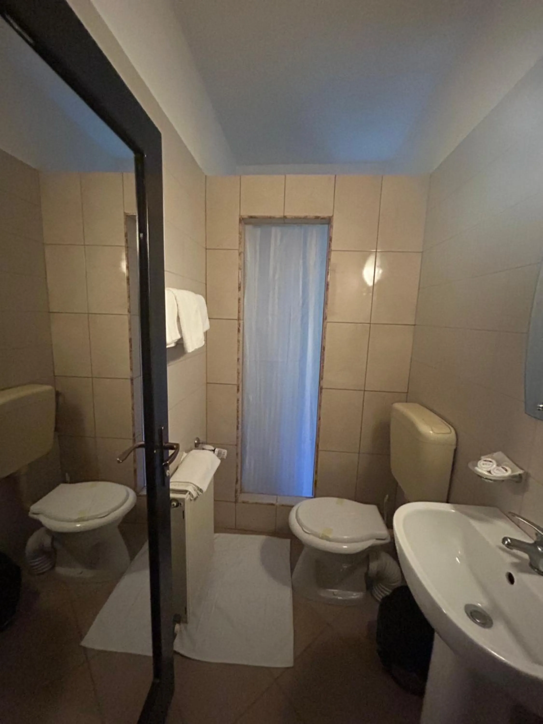 Toilet in Hotel Stavilar