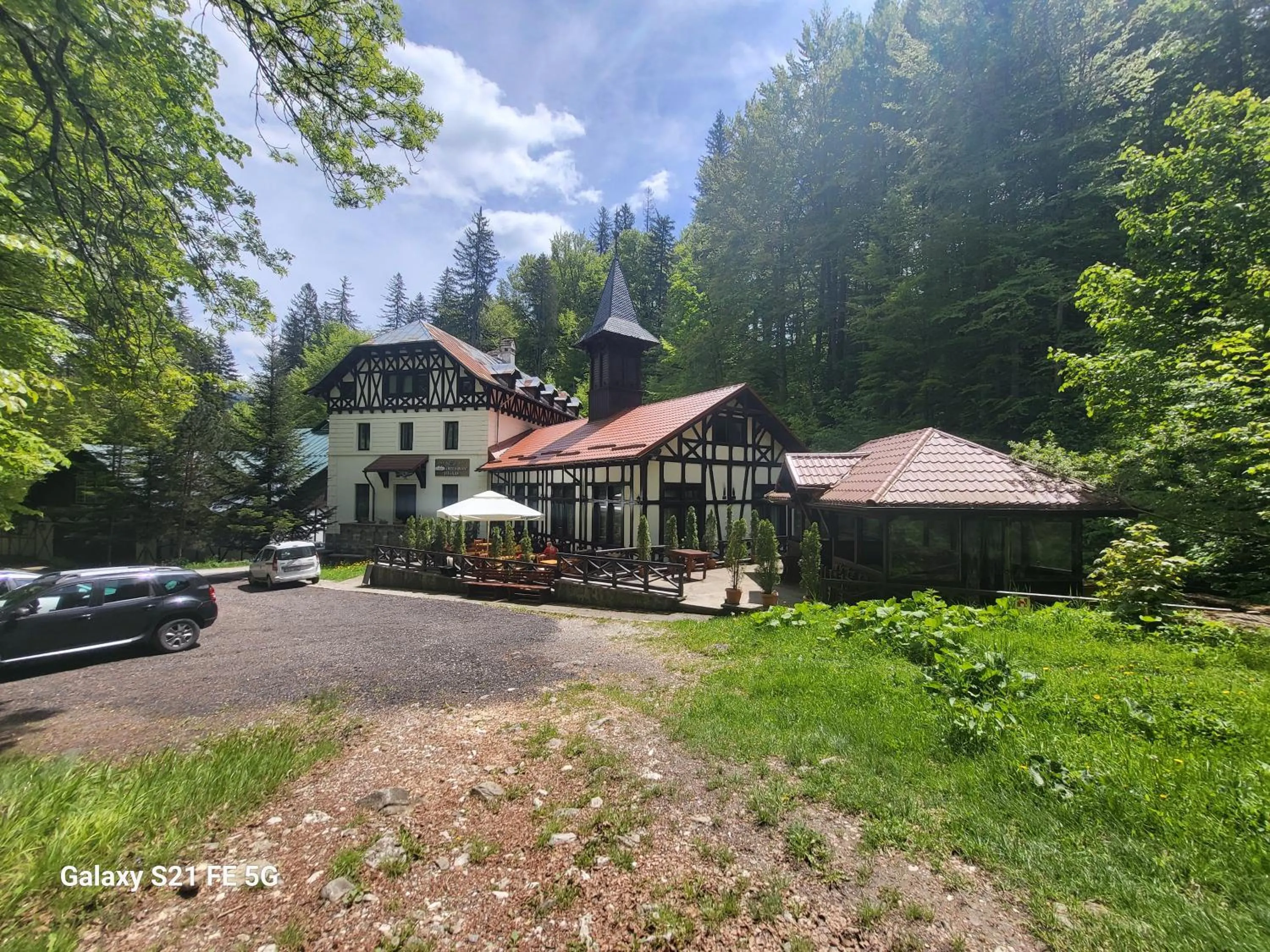 Property building in Hotel Stavilar