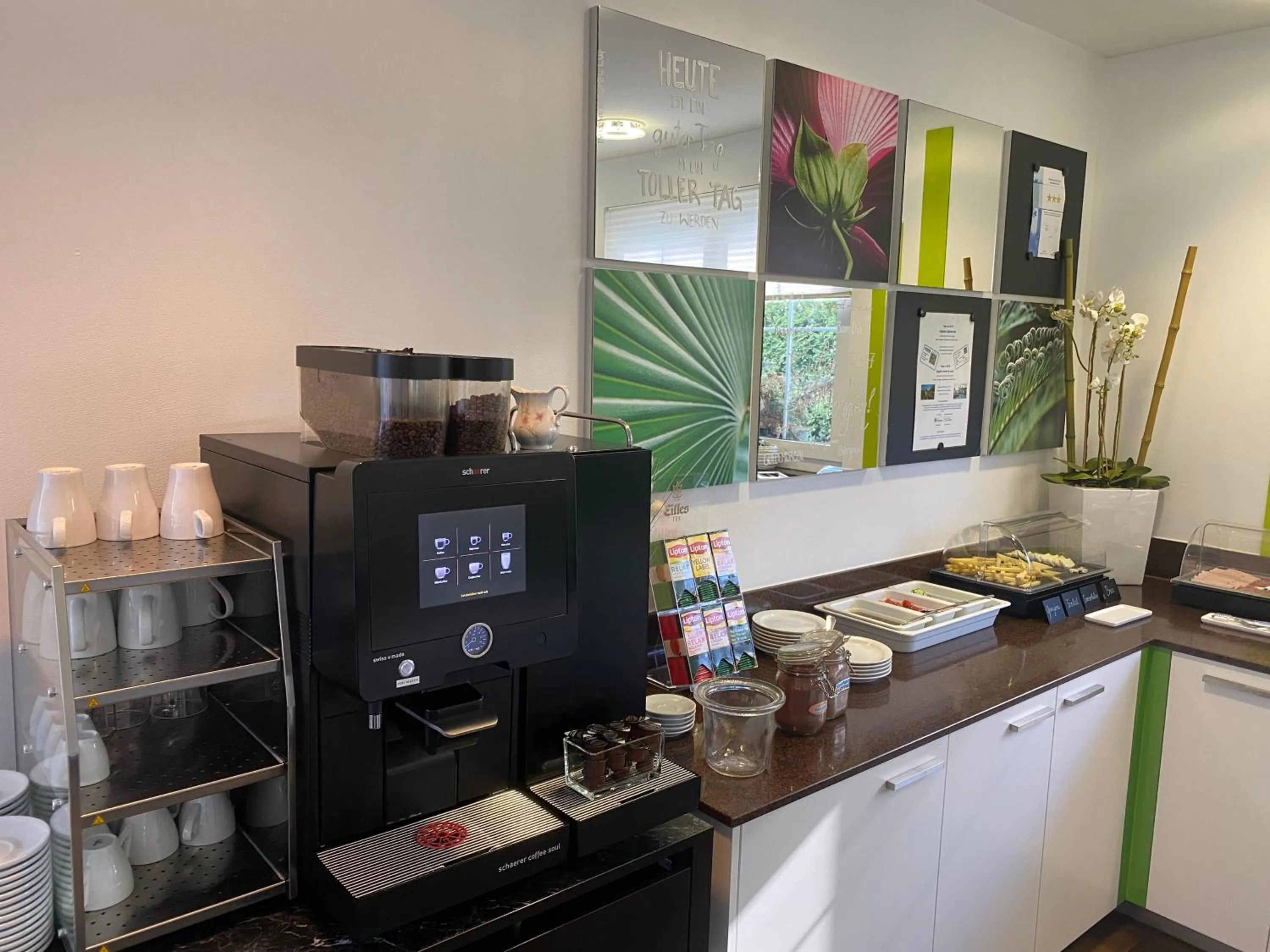 Breakfast in Businesshotel Lux