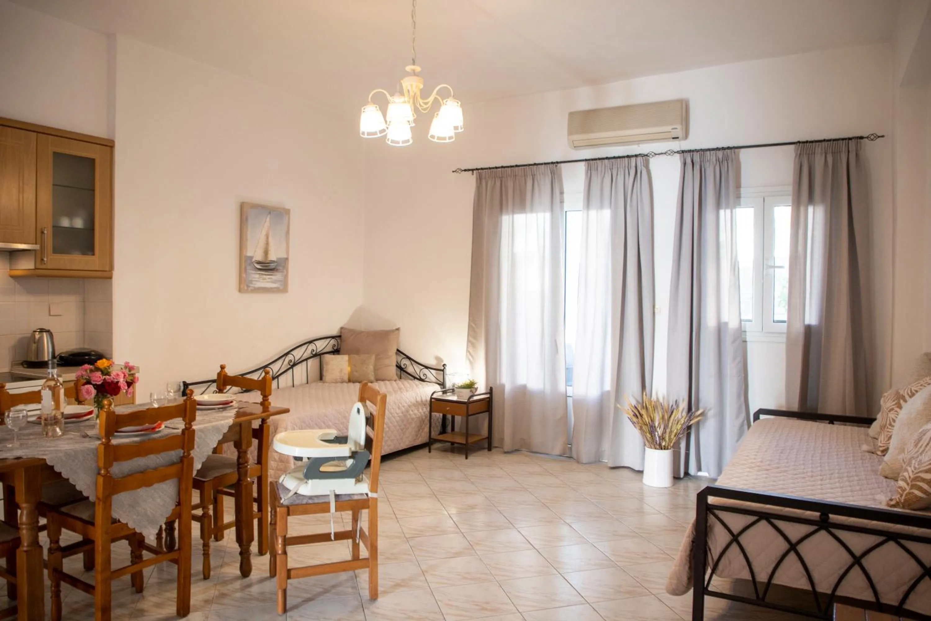 Bed in Sunrise Studios