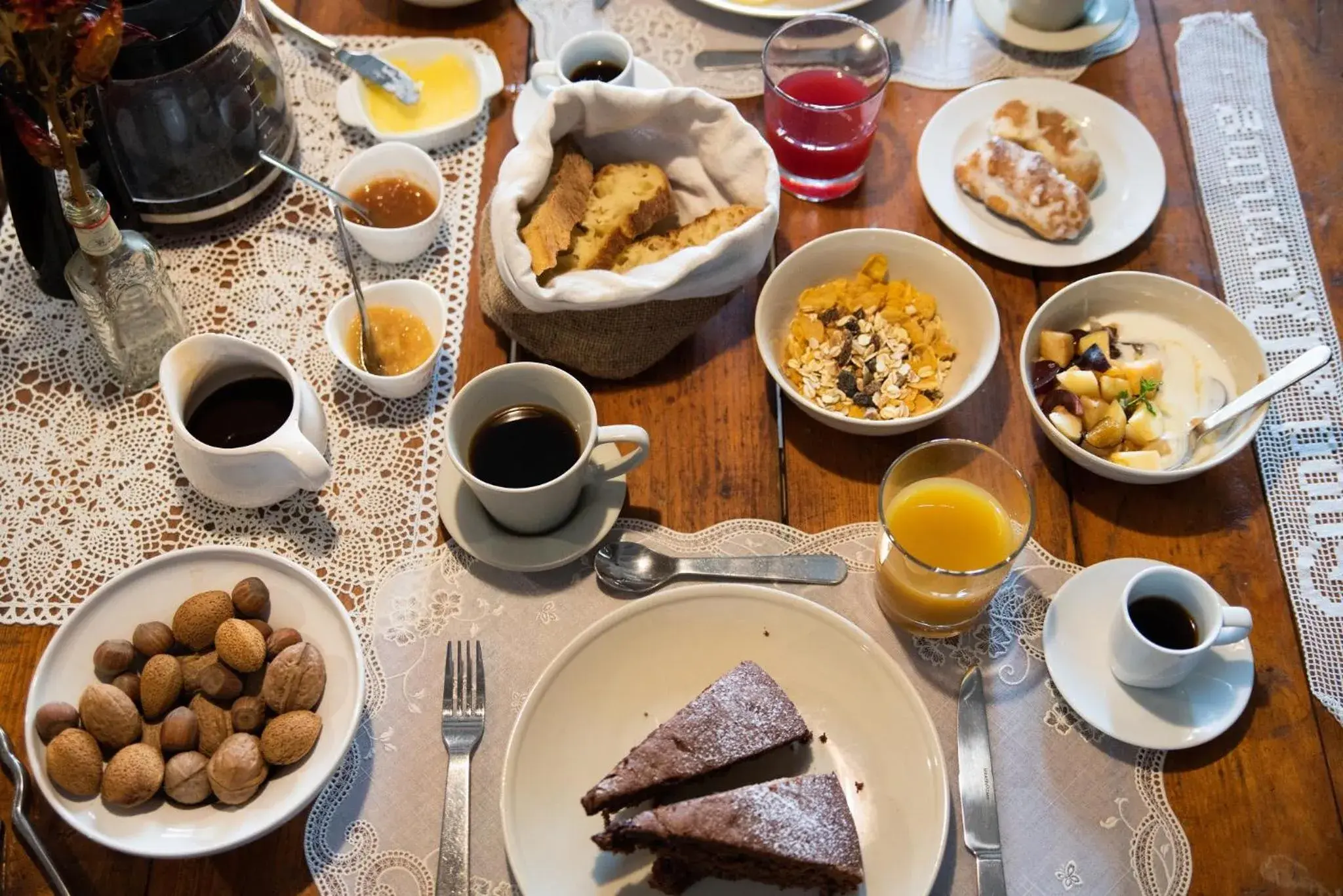 Italian breakfast in WUNDERGARTEN Dimora dei Frati Italian breakfast in WUNDERGARTEN Dimora dei Frati