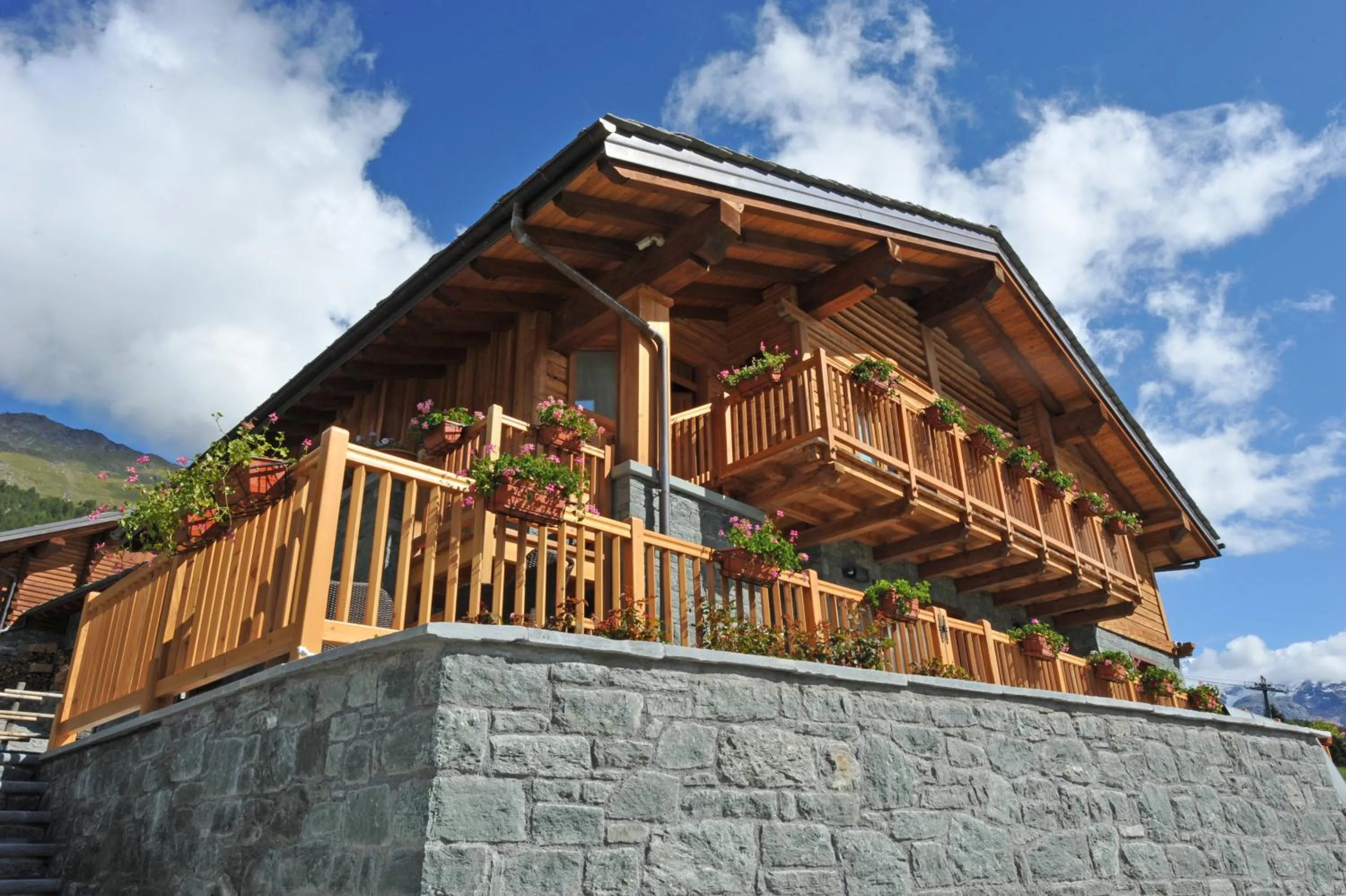 Property building in Gresil Residence