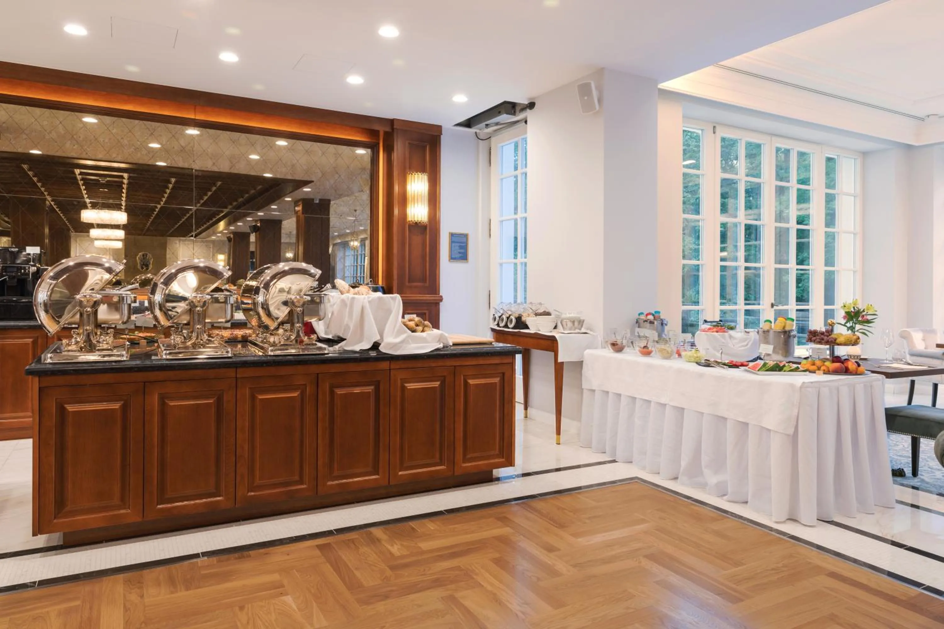 Buffet breakfast in Palace Art Hotel Pezinok