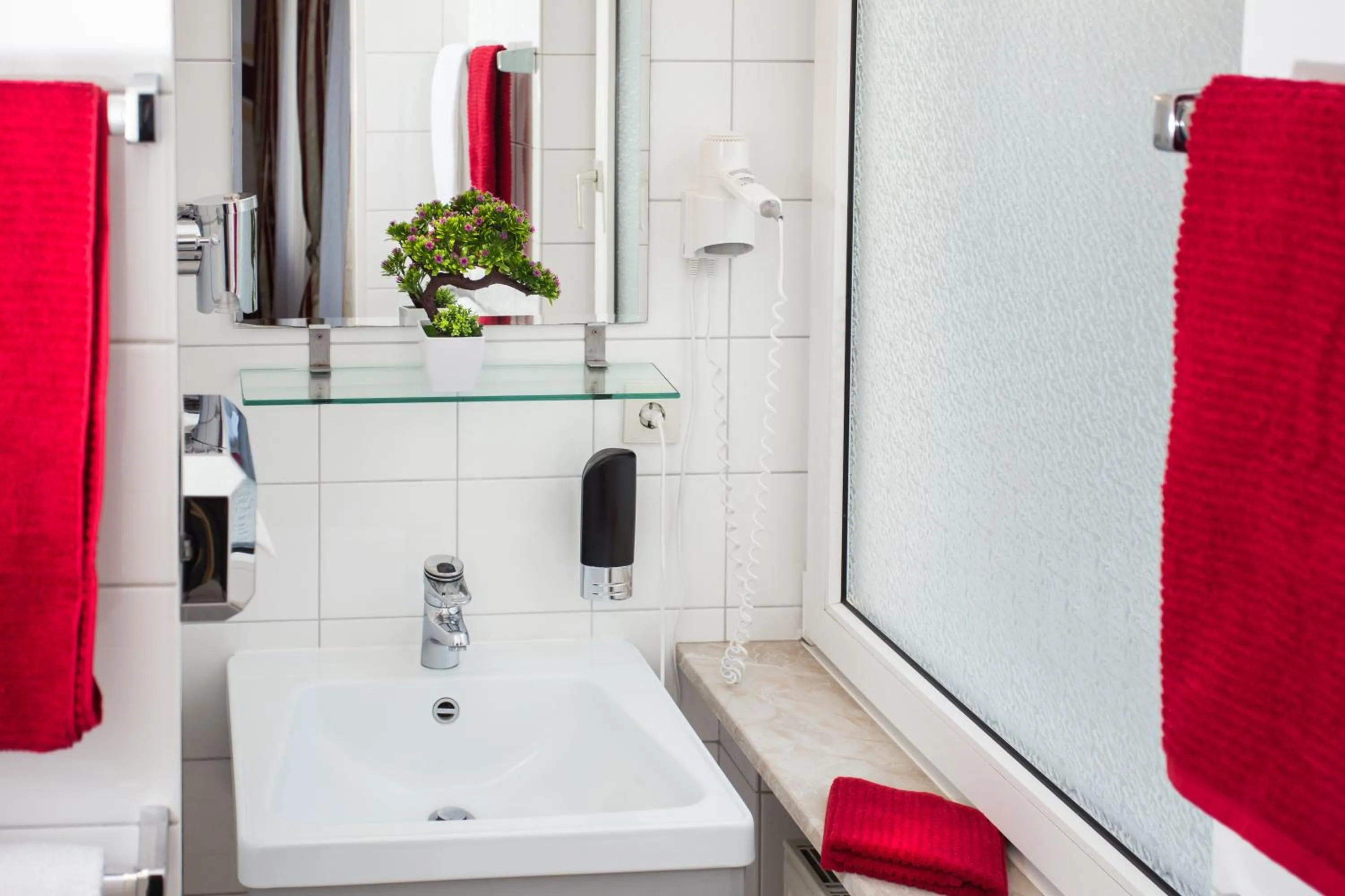 Bathroom in Hotel Condor