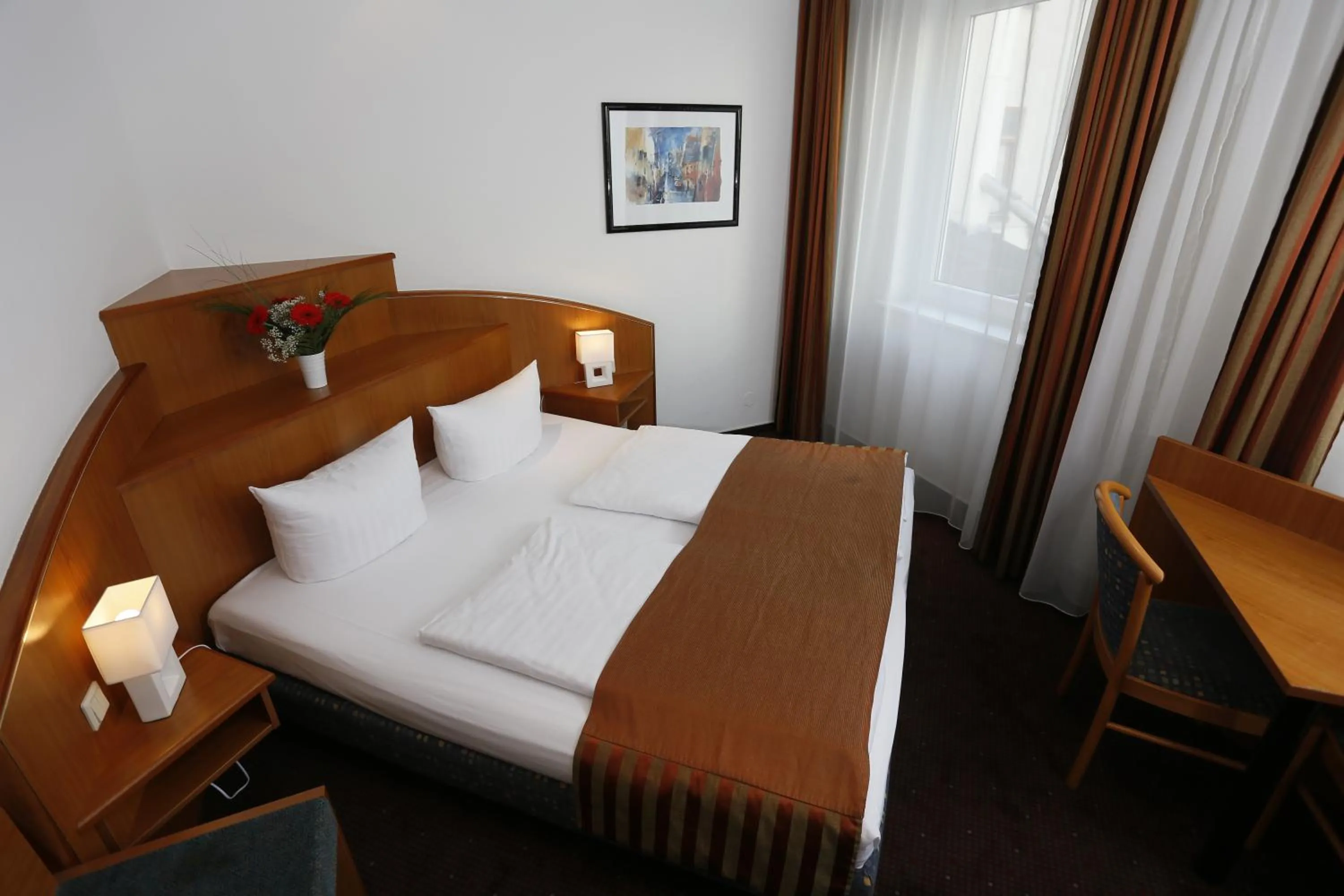 Photo of the whole room, Bed in Hotel Condor