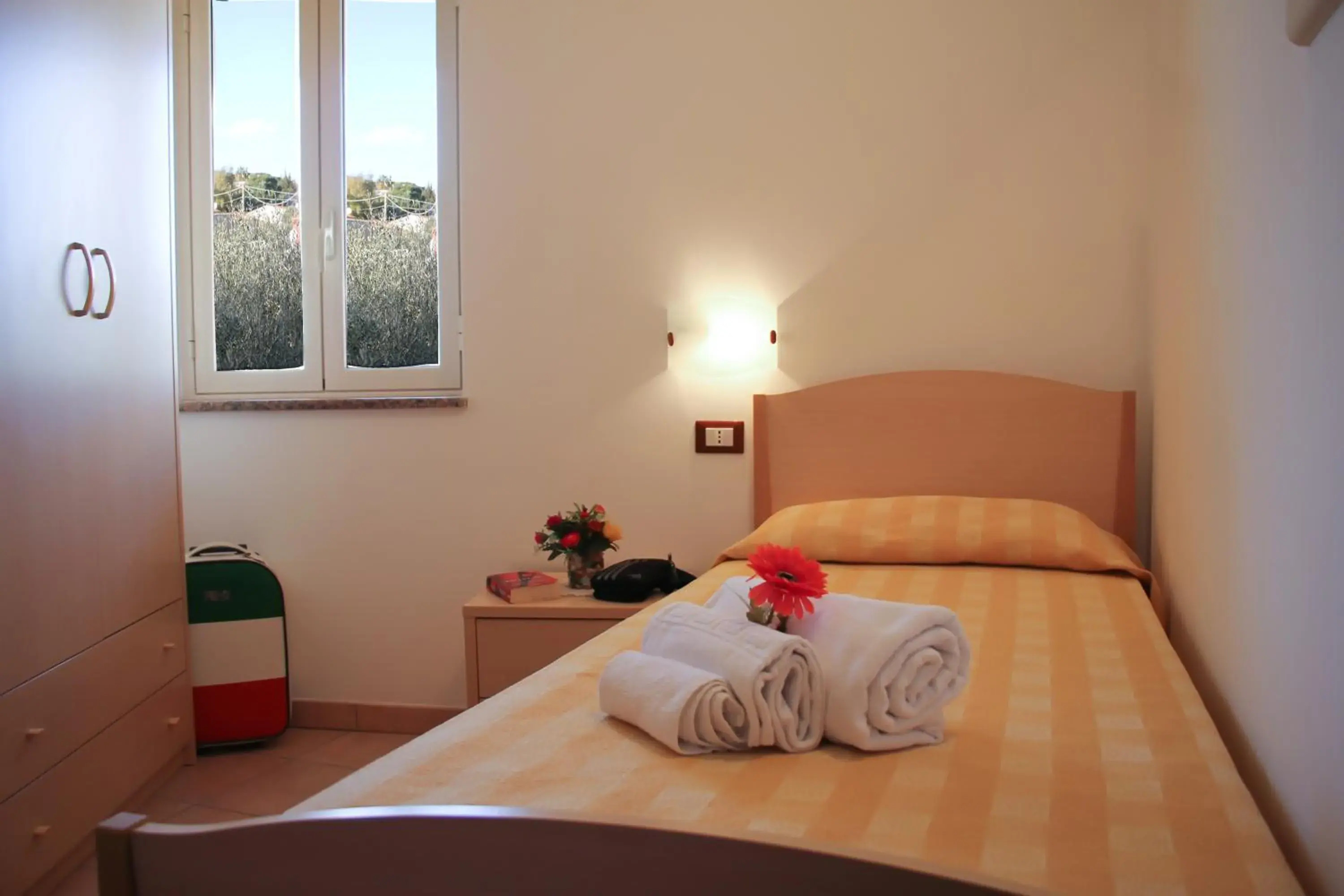 Bed in Hotel L'Ancora Bed in Hotel L'Ancora