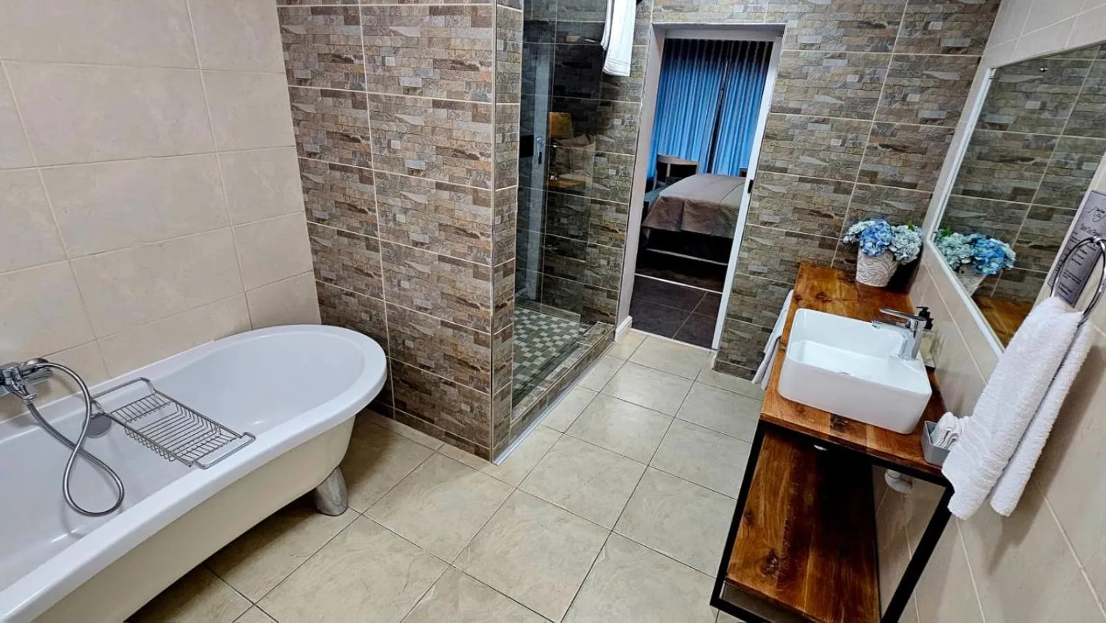 Bathroom in Bay View Guest House