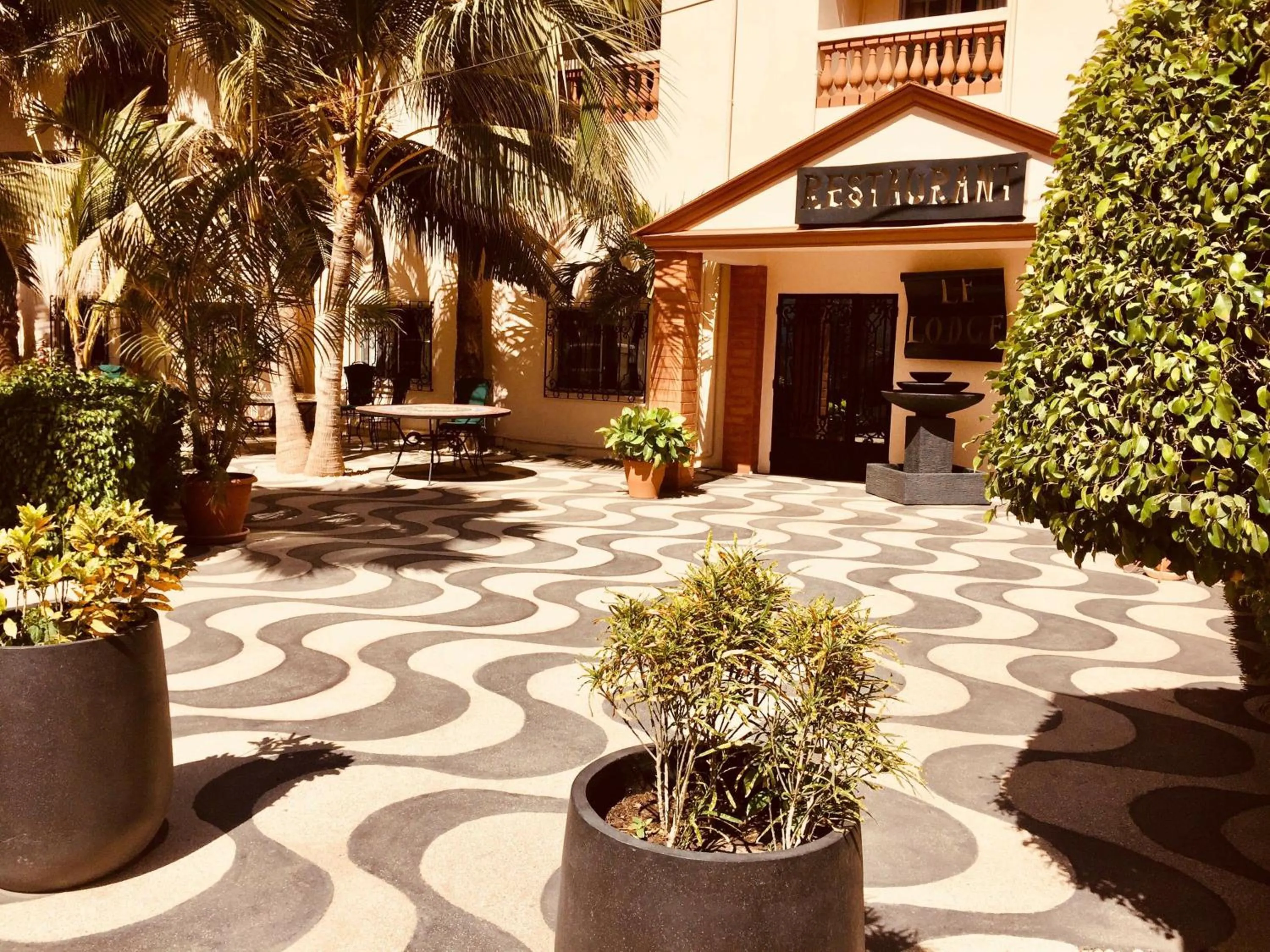 Property building in Le Lodge des Almadies