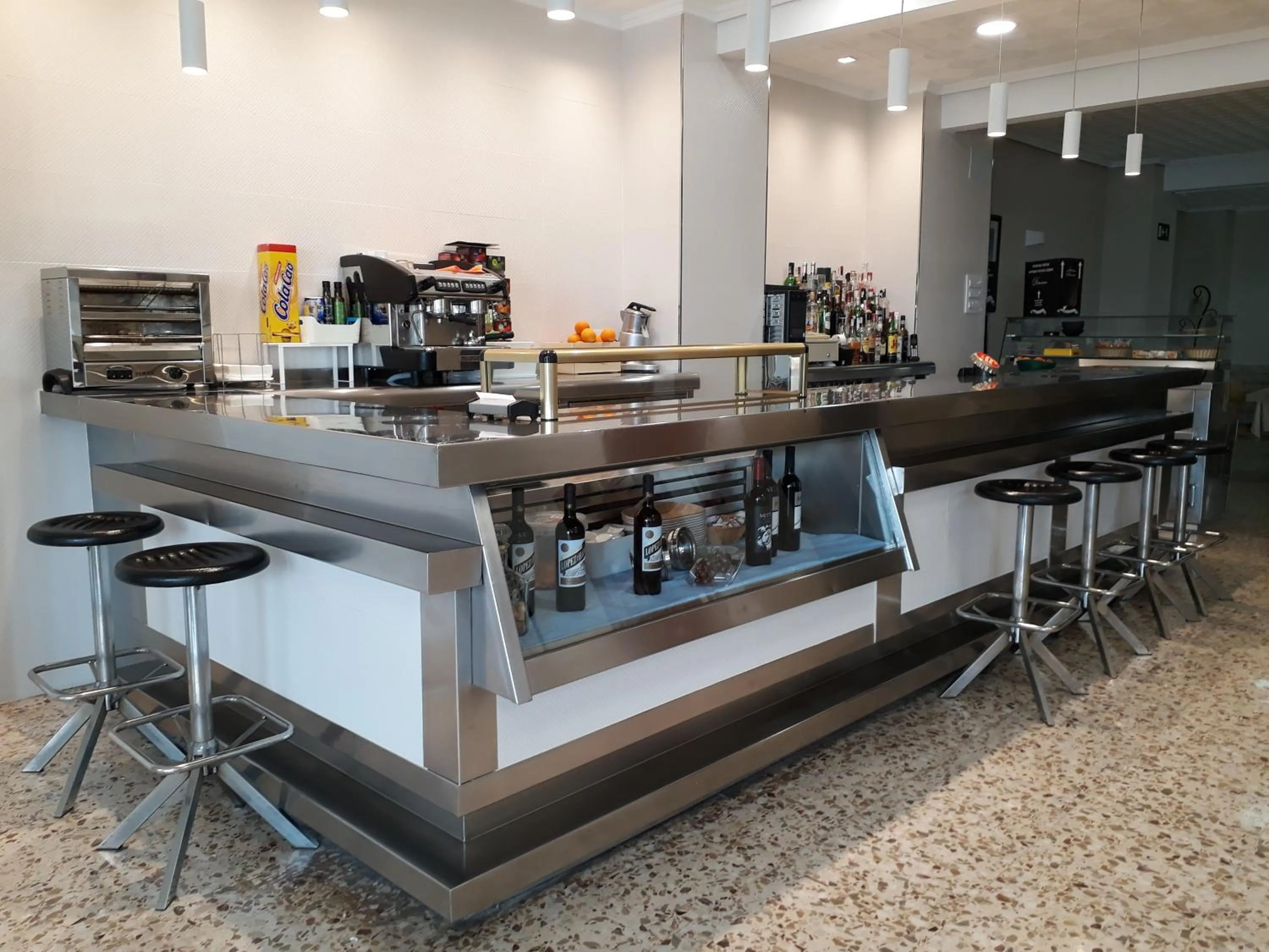 Lounge or bar in Hostal Moreno
